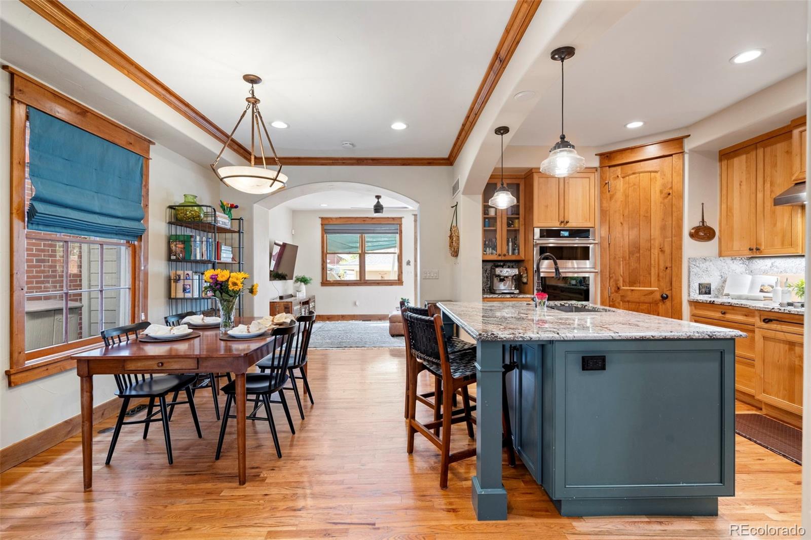 MLS Image #8 for 451 n pearl street,denver, Colorado