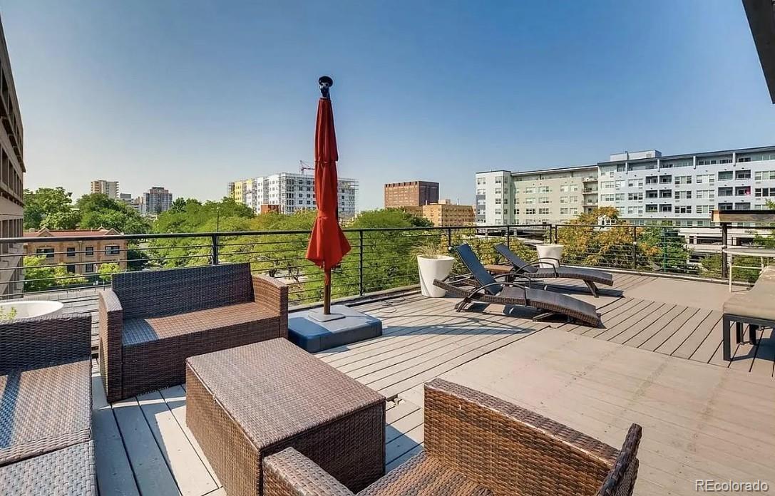 MLS Image #10 for 1336 n logan street 401,denver, Colorado