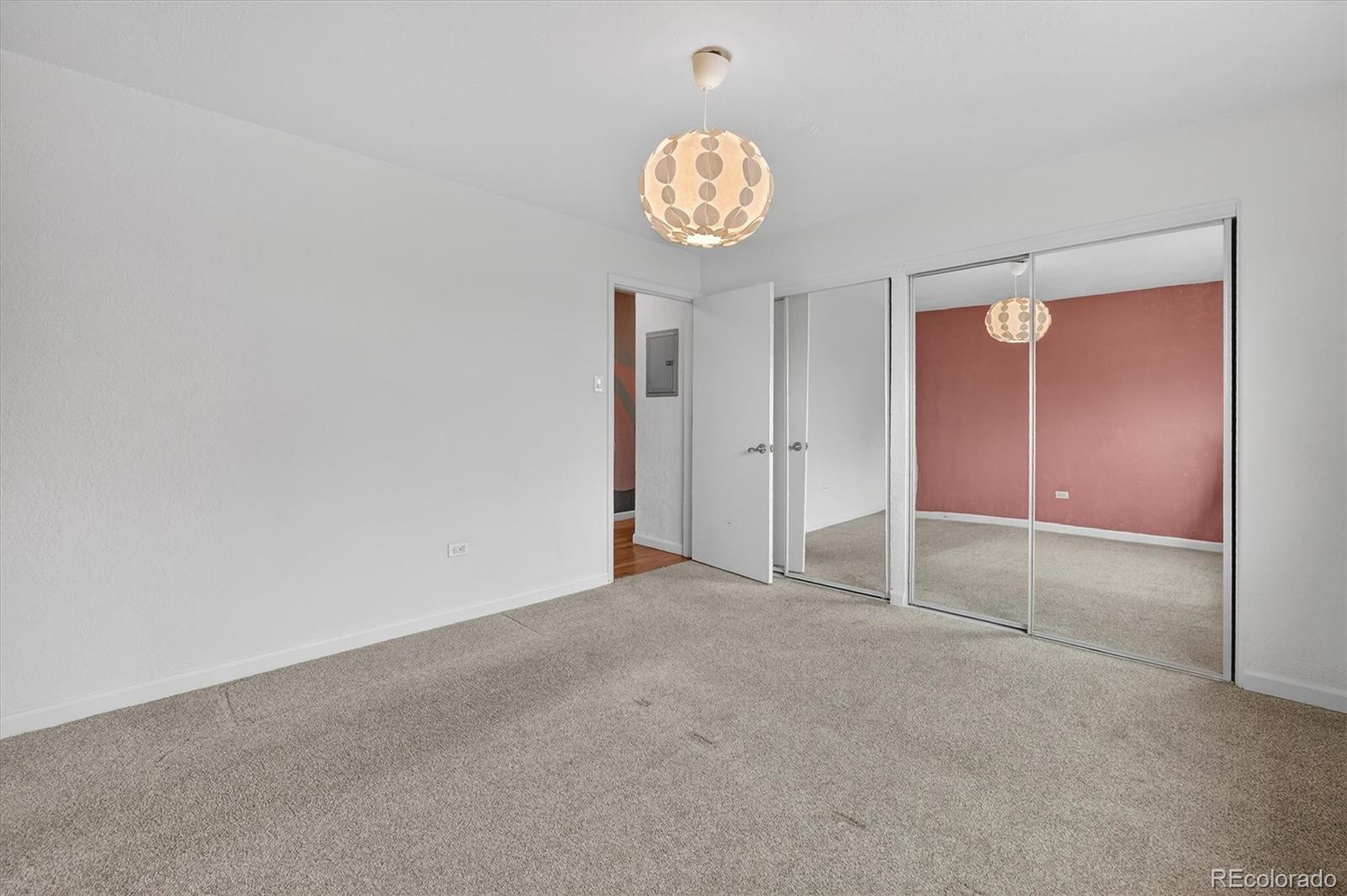 MLS Image #26 for 1336 n logan street 401,denver, Colorado
