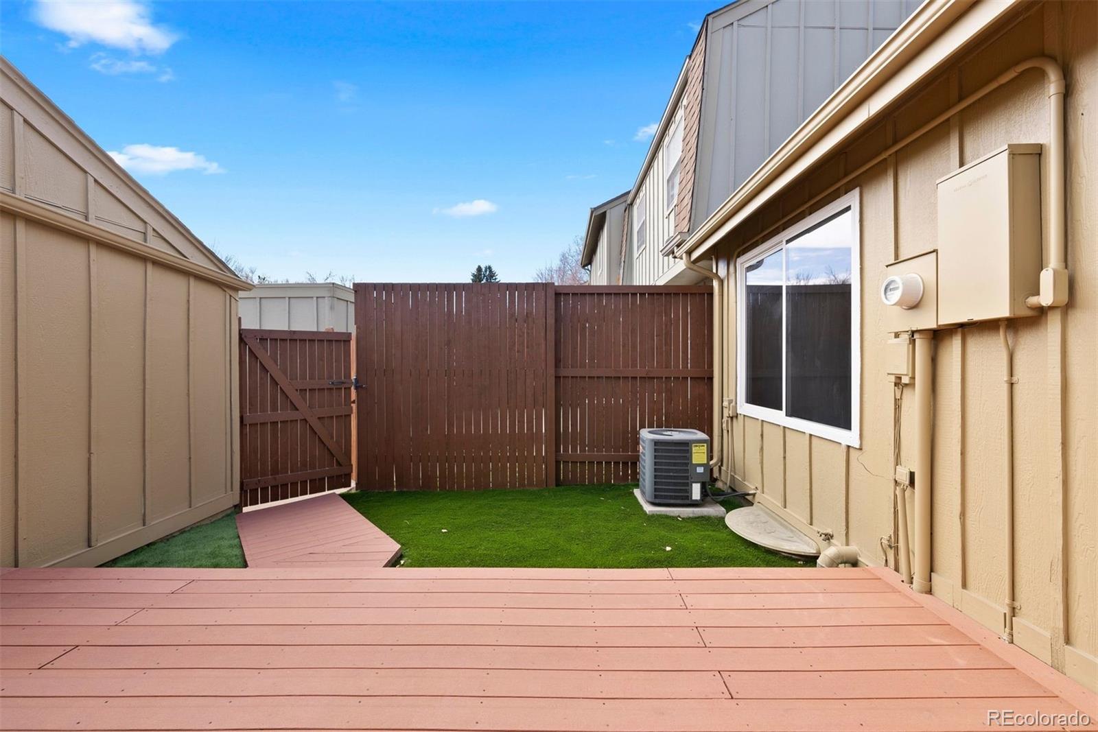 MLS Image #10 for 8742 e amherst drive a,denver, Colorado