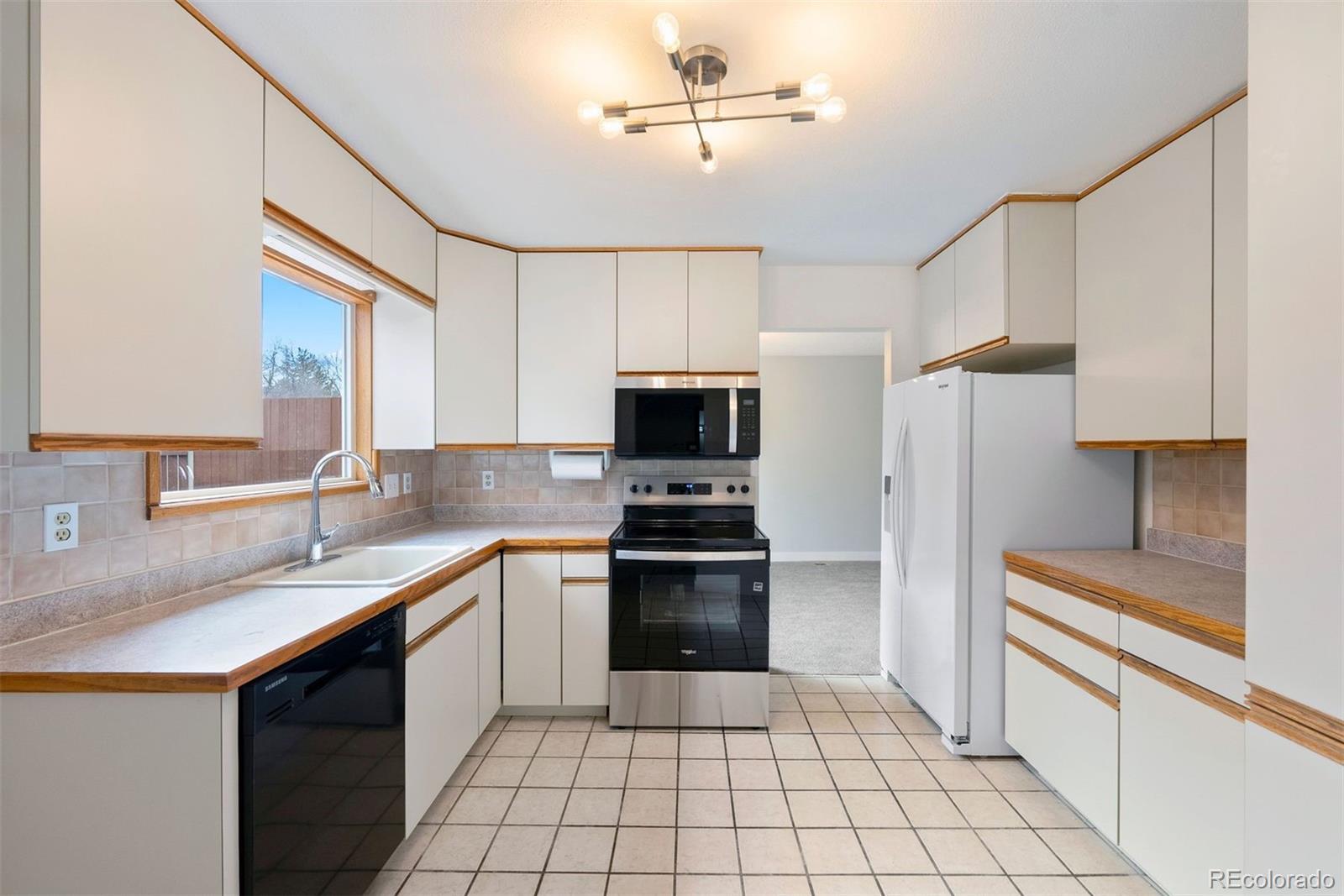 MLS Image #6 for 8742 e amherst drive a,denver, Colorado