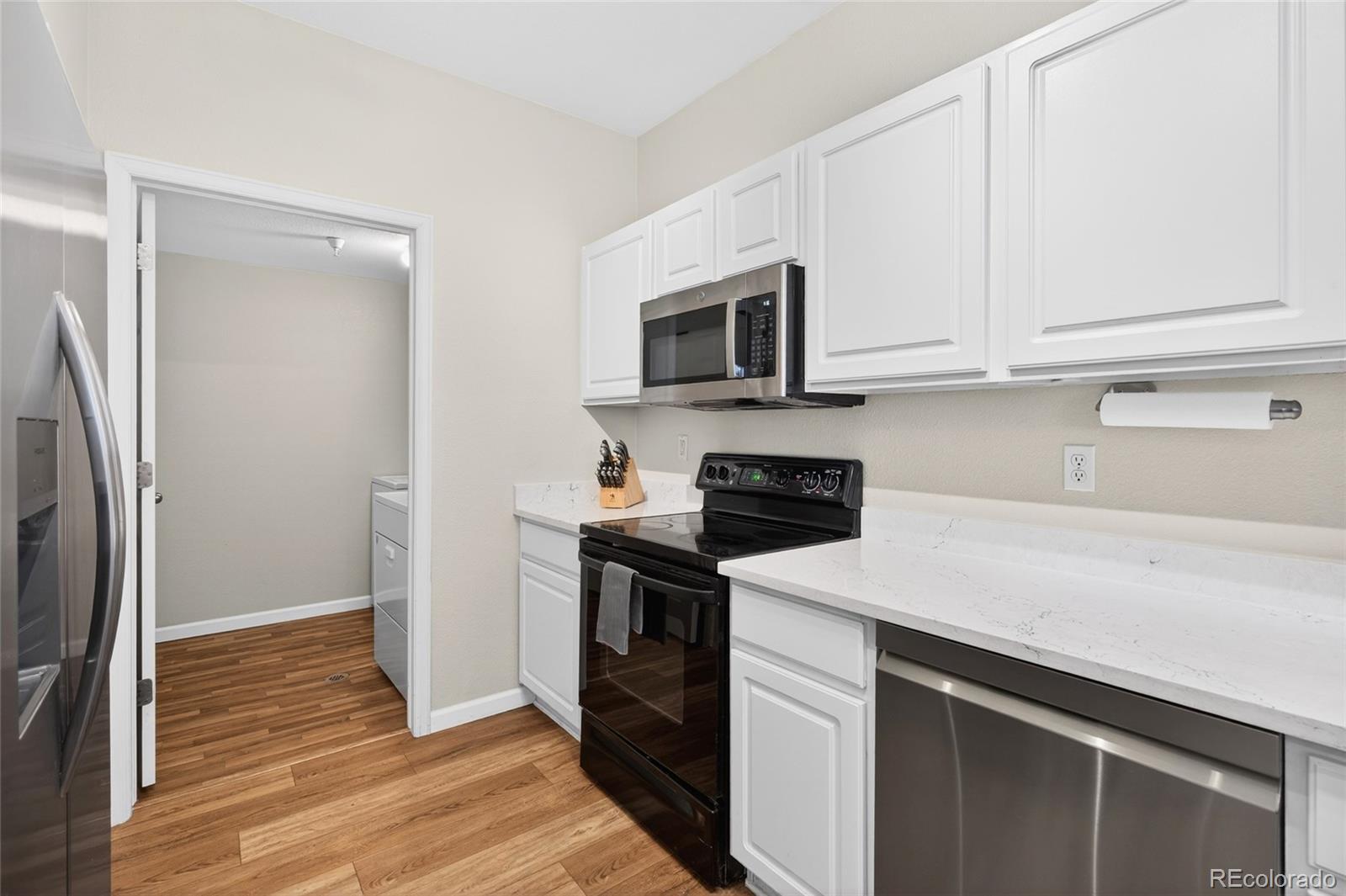 MLS Image #6 for 1509 s florence court,aurora, Colorado