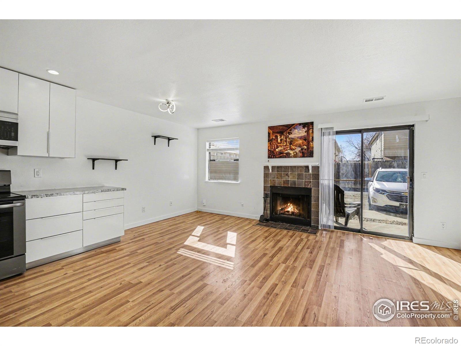 MLS Image #12 for 225 e 8th avenue,longmont, Colorado