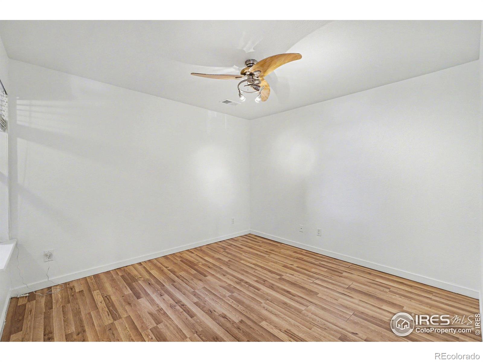 MLS Image #7 for 225 e 8th avenue,longmont, Colorado