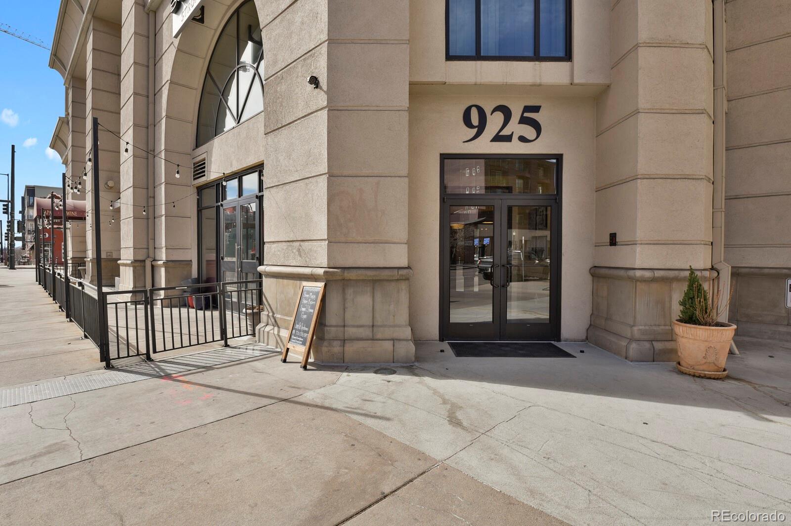 MLS Image #1 for 925 n lincoln street 8g,denver, Colorado