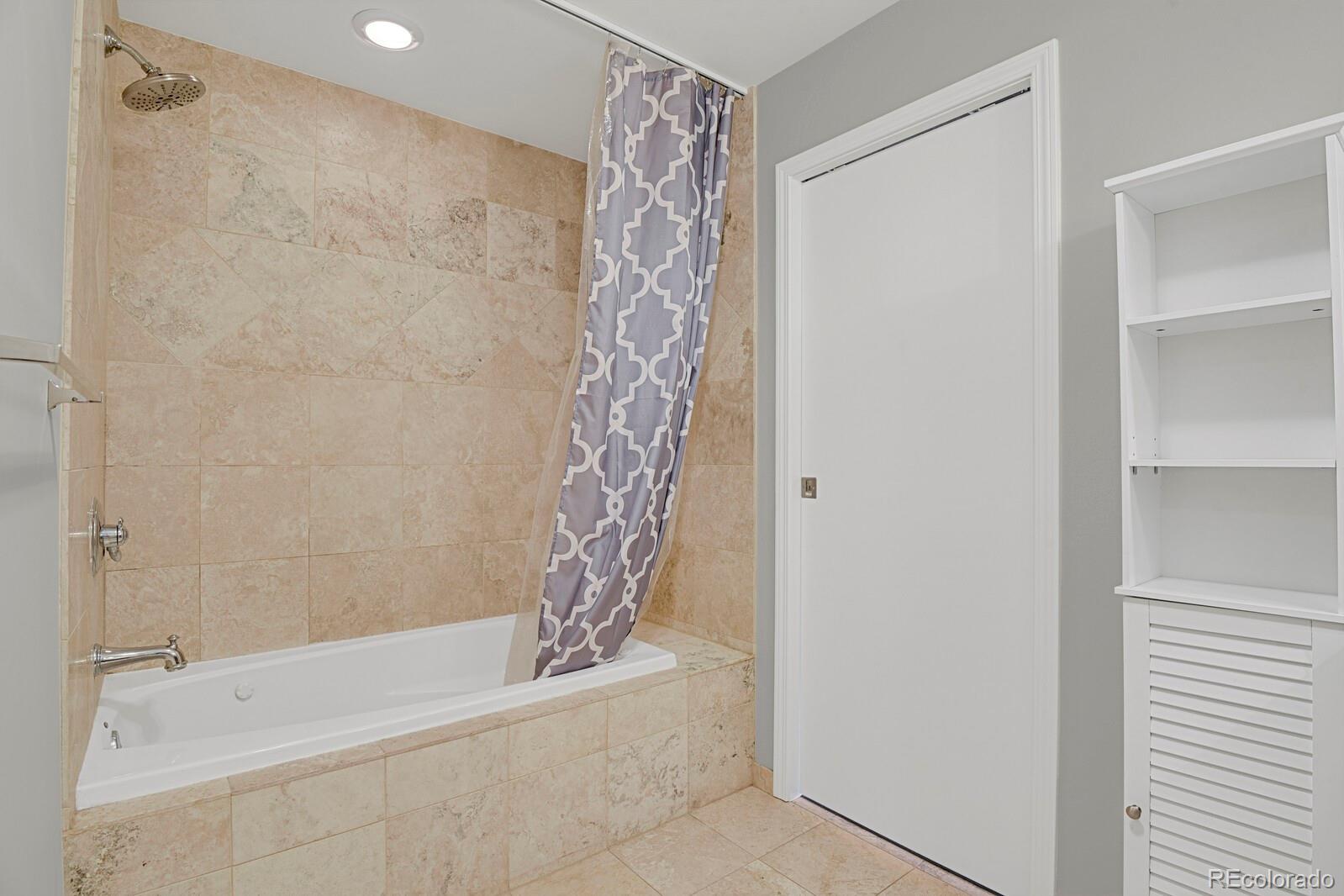 MLS Image #19 for 925 n lincoln street 8g,denver, Colorado