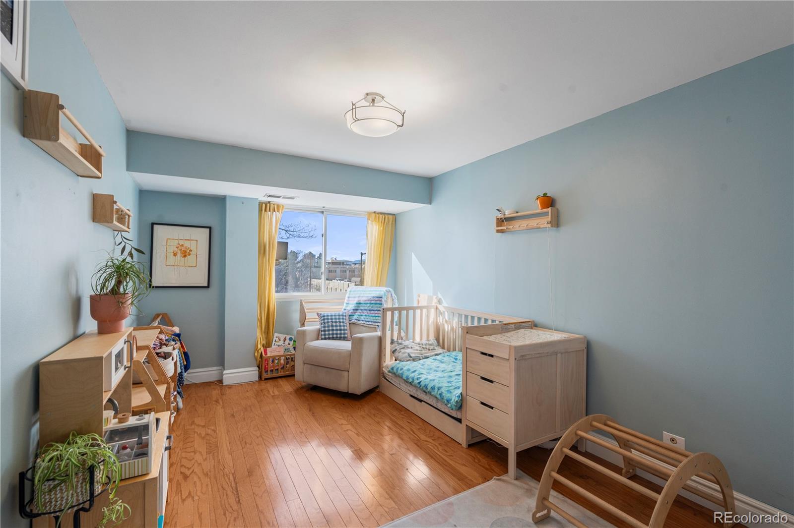 MLS Image #23 for 800 n washington street 401,denver, Colorado