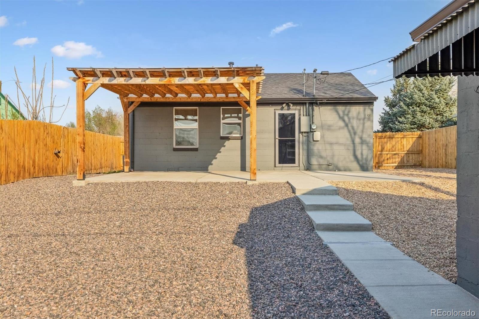 MLS Image #19 for 3615 n saint paul street,denver, Colorado