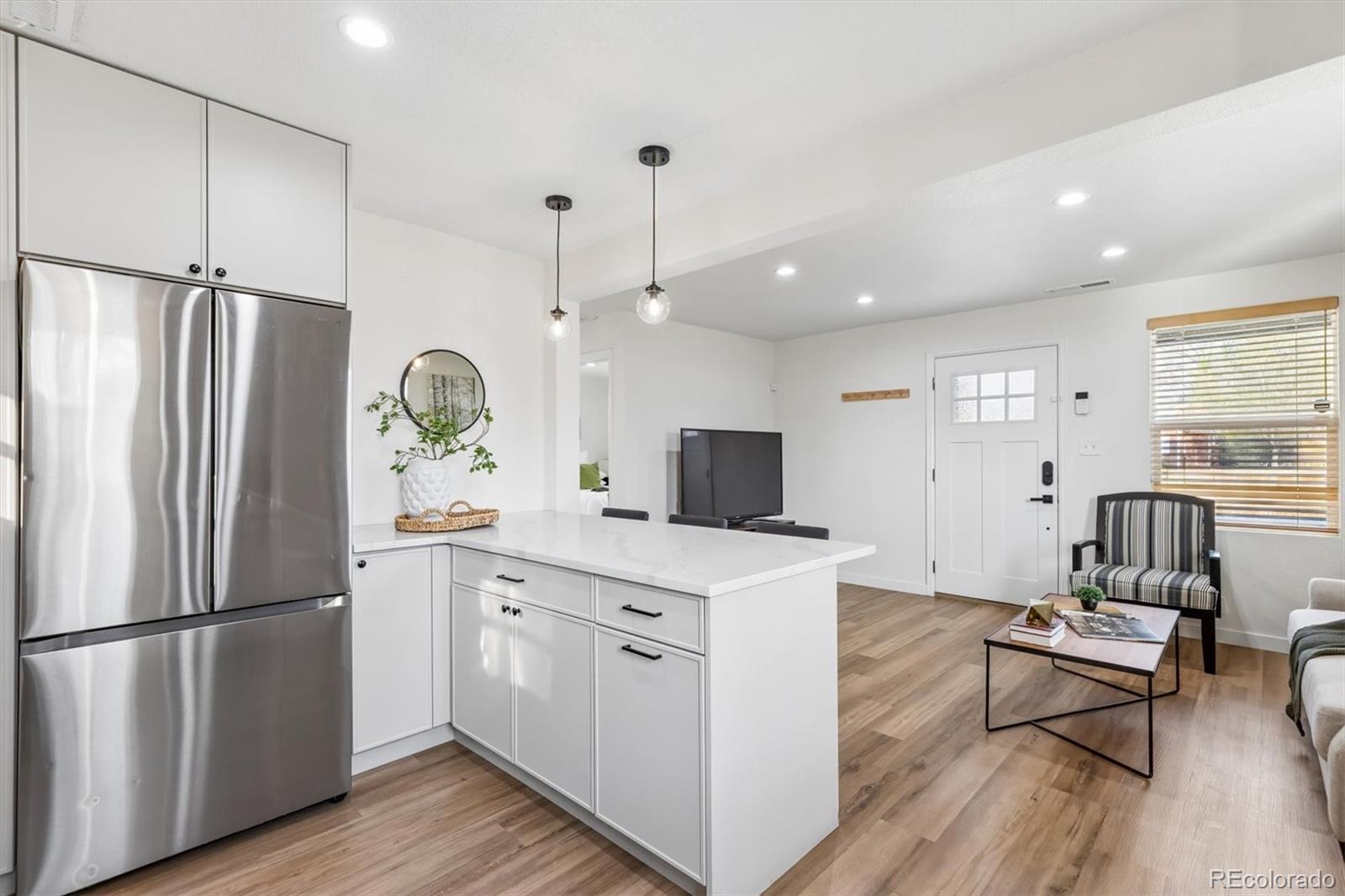 MLS Image #7 for 3615 n saint paul street,denver, Colorado