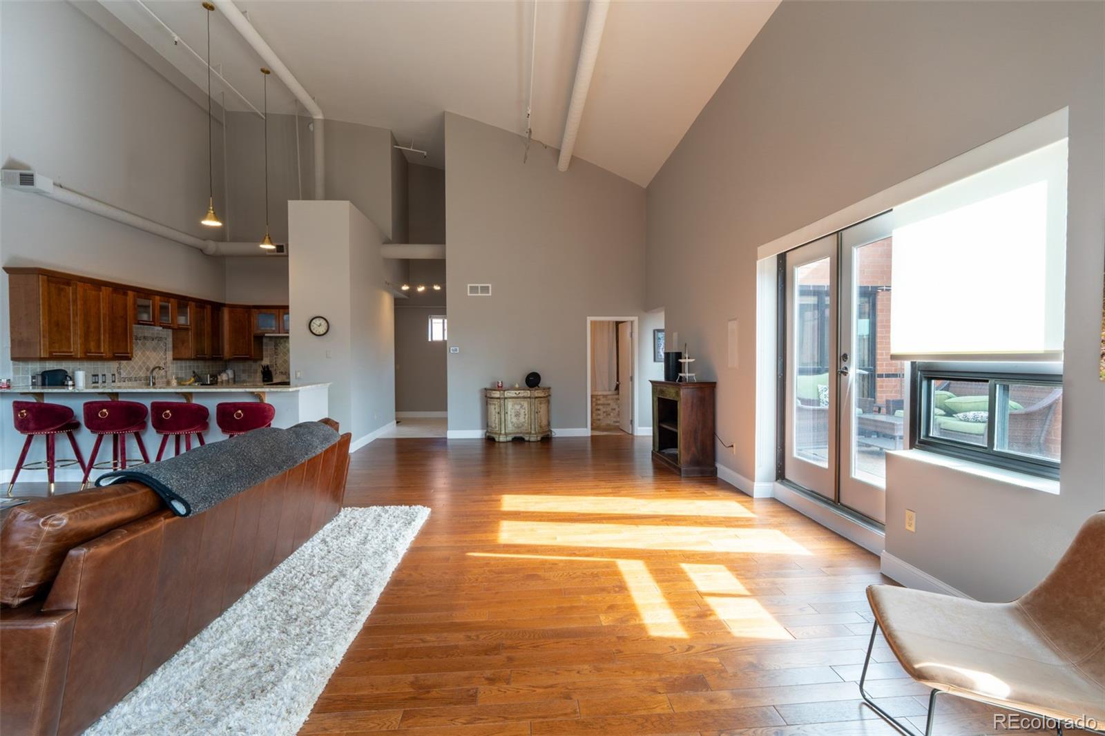 MLS Image #3 for 930  acoma street,denver, Colorado