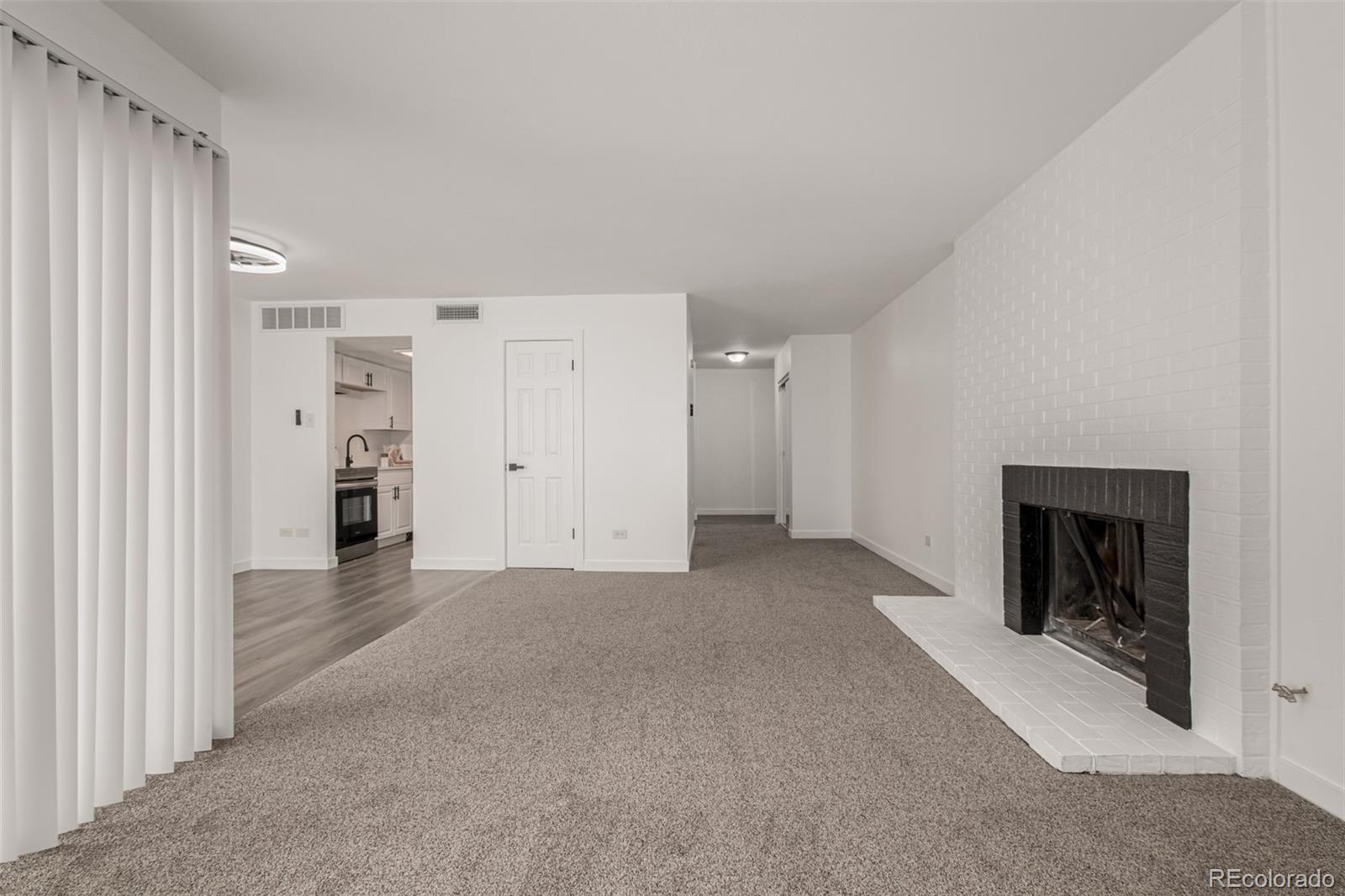 MLS Image #2 for 3371 s monaco parkway a,denver, Colorado