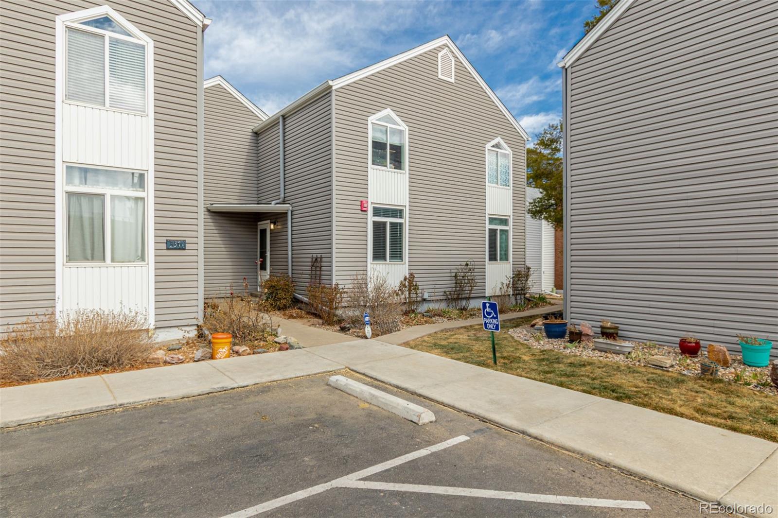 MLS Image #21 for 3371 s monaco parkway a,denver, Colorado