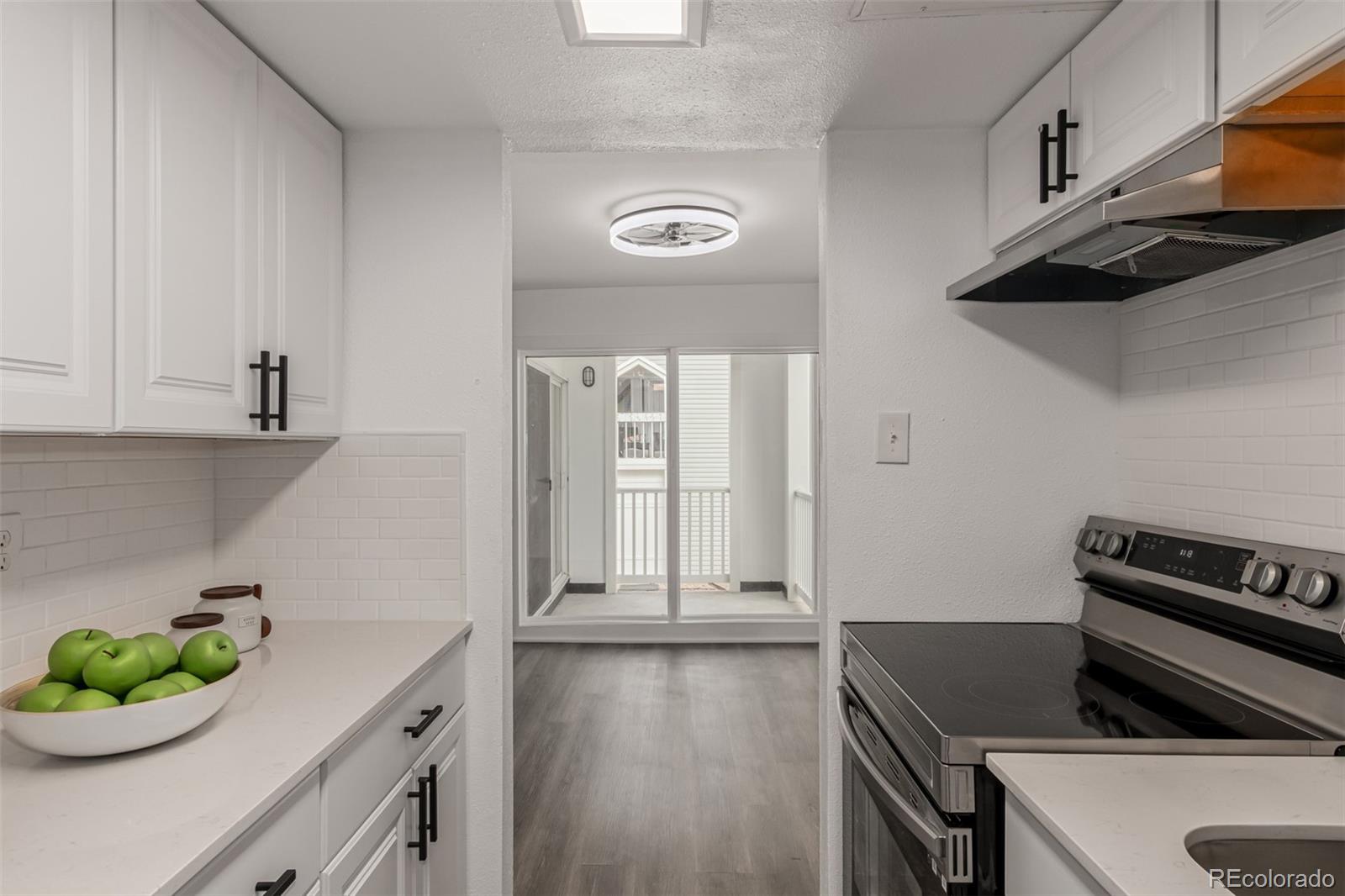 MLS Image #7 for 3371 s monaco parkway a,denver, Colorado