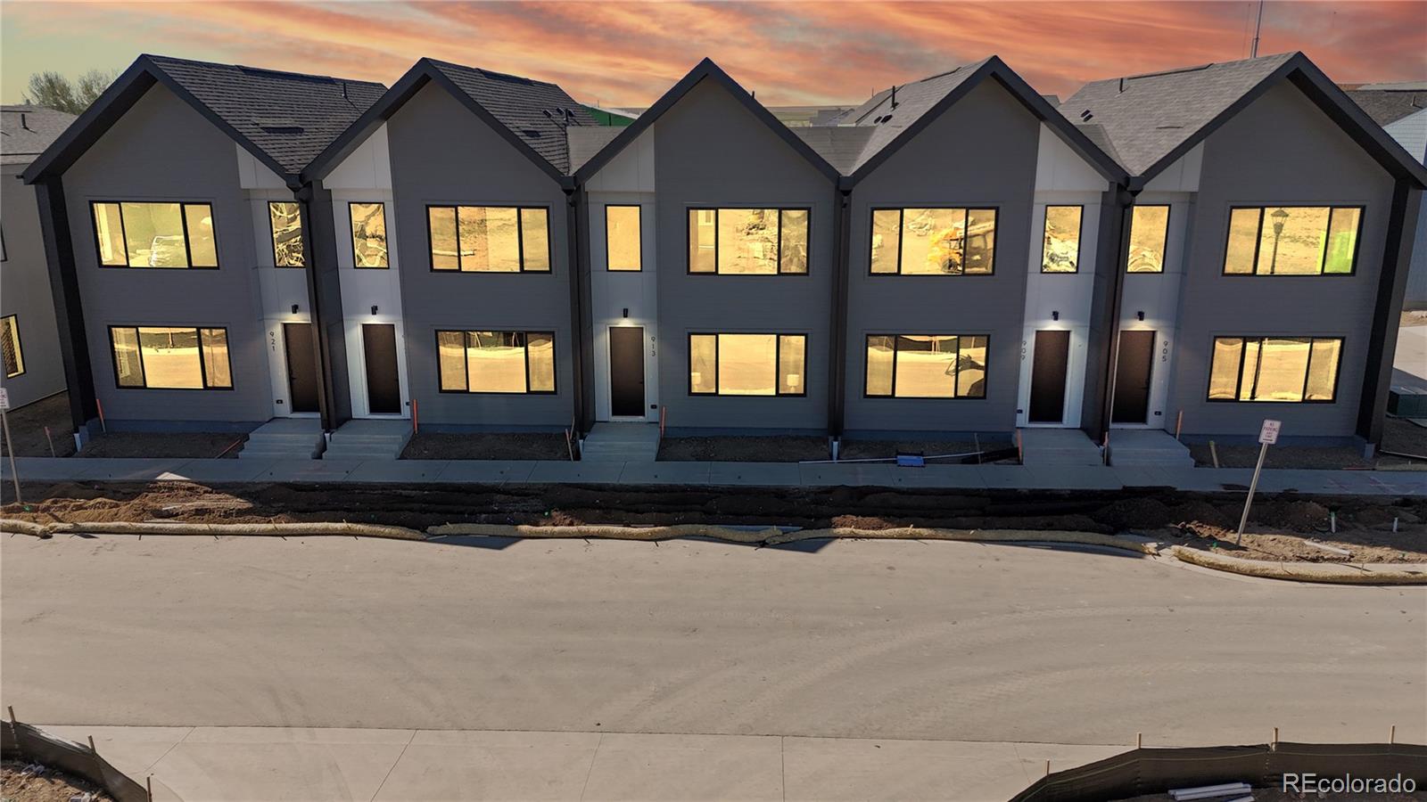 MLS Image #1 for 909  edge circle,longmont, Colorado