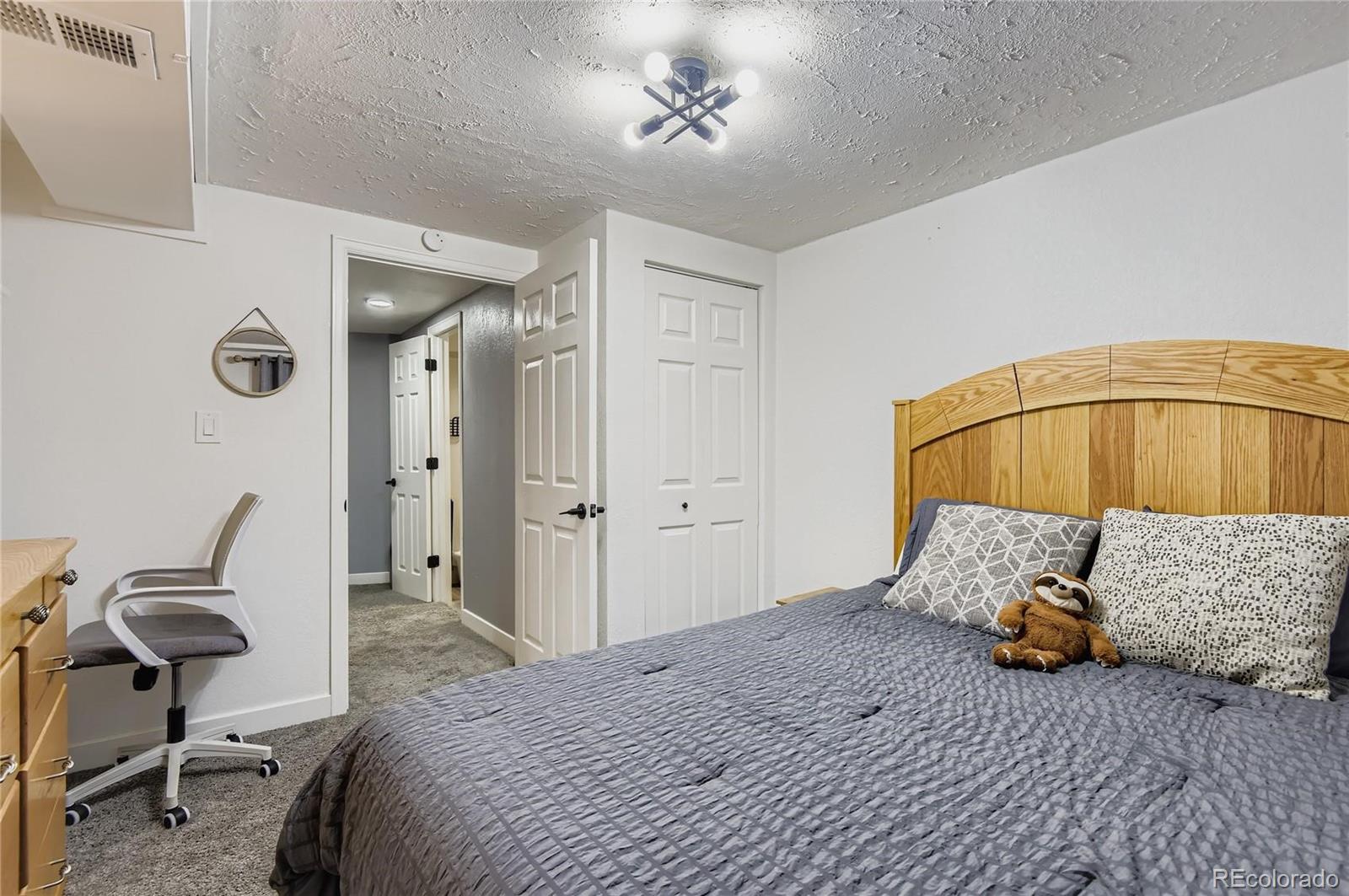 MLS Image #17 for 19554 e princeton place,aurora, Colorado