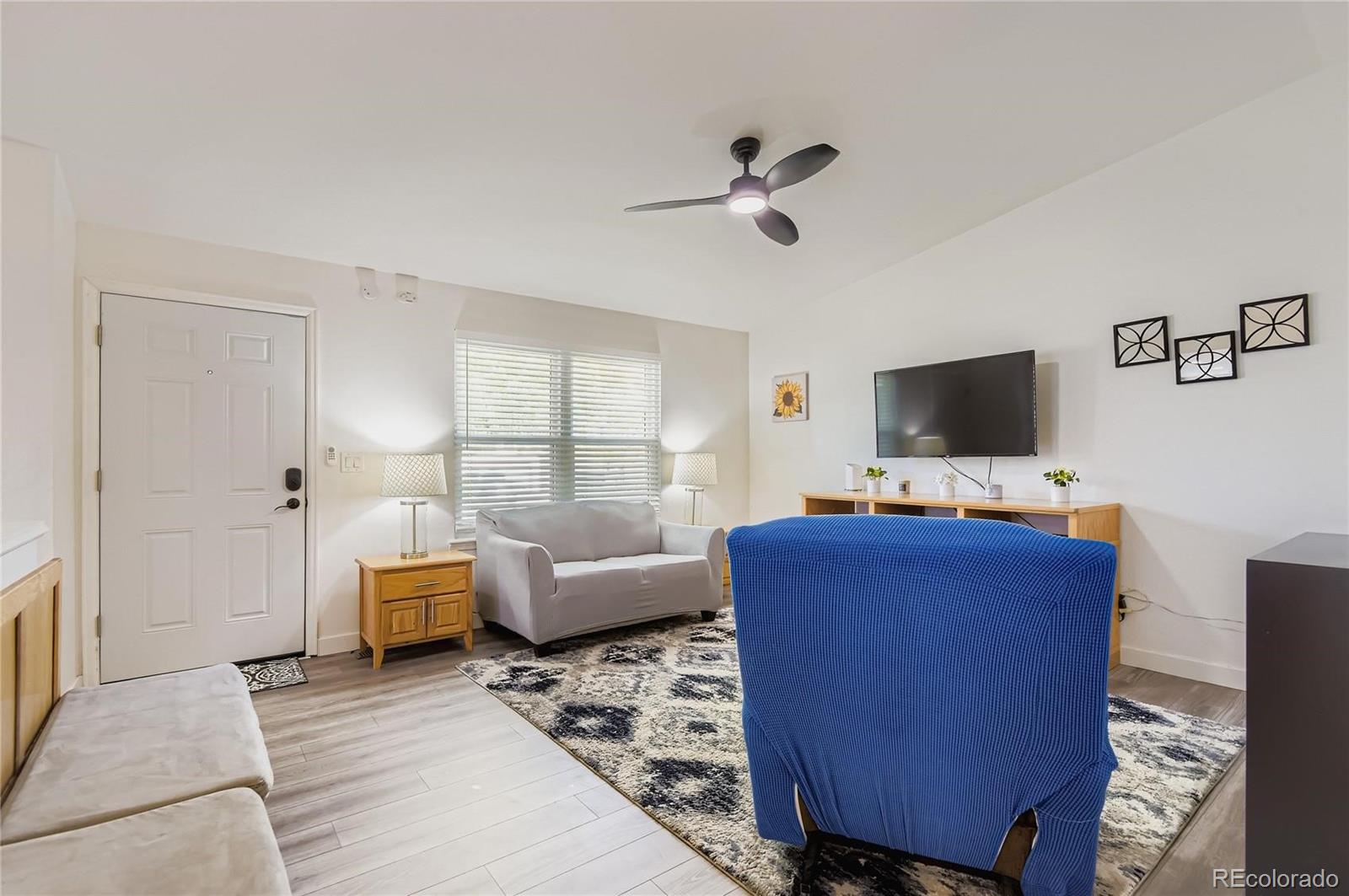 MLS Image #4 for 19554 e princeton place,aurora, Colorado