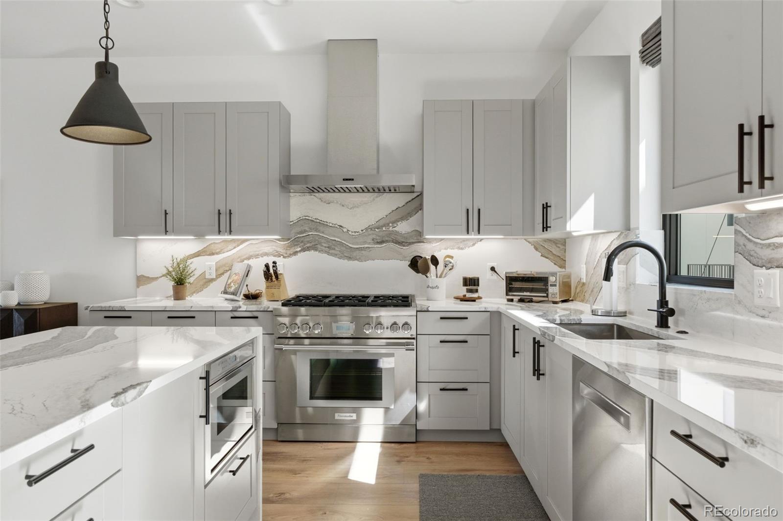 MLS Image #14 for 4254 e 8th place,denver, Colorado