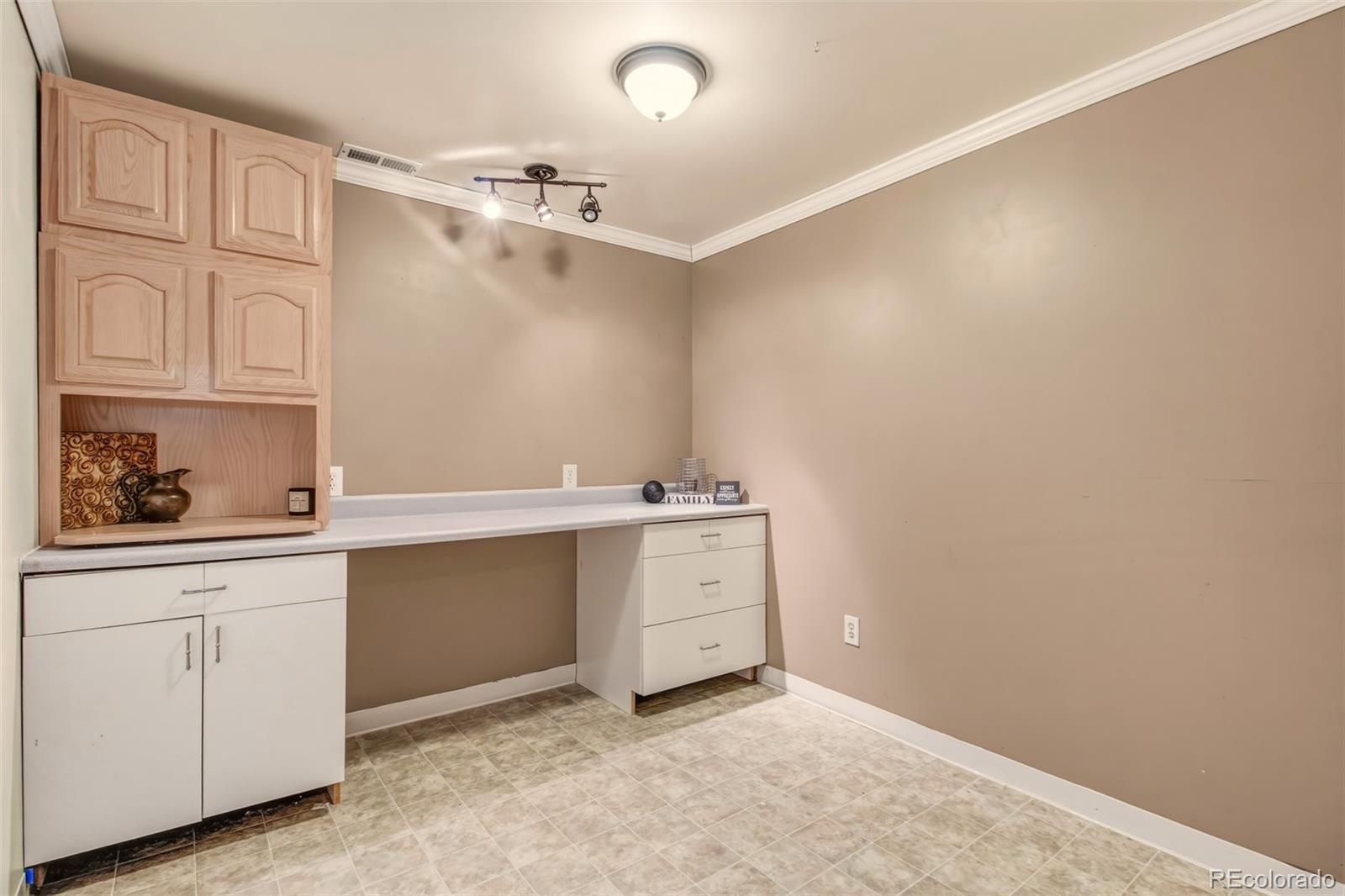 MLS Image #27 for 150  luxury lane,colorado springs, Colorado