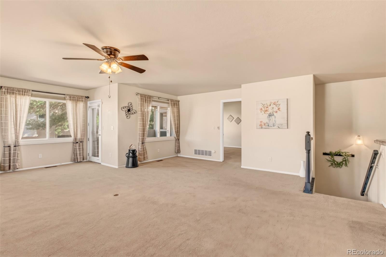 MLS Image #8 for 150  luxury lane,colorado springs, Colorado