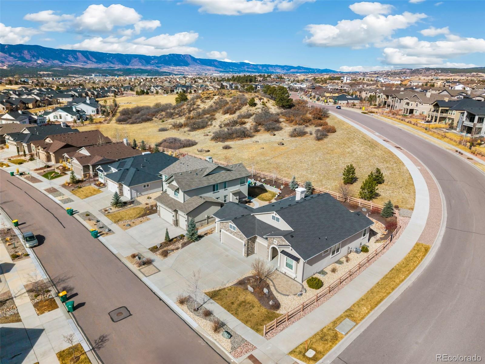 MLS Image #4 for 1992  walnut creek court,colorado springs, Colorado