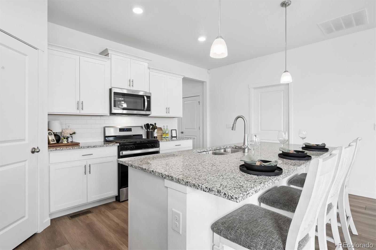 MLS Image #10 for 13408  wabash street,thornton, Colorado
