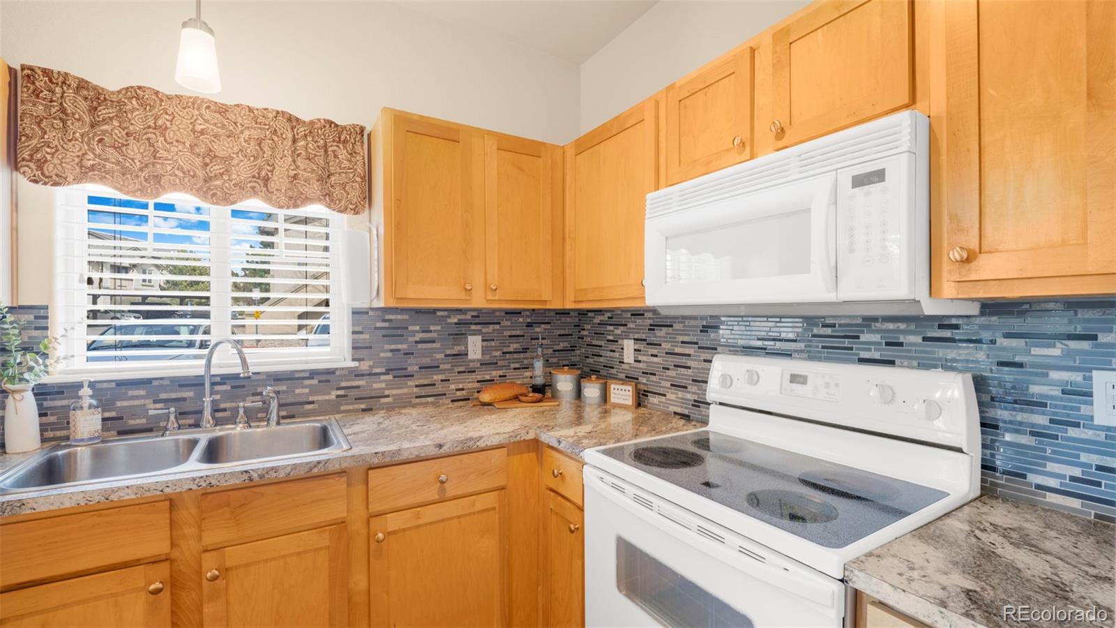 MLS Image #11 for 6944  ash creek heights,colorado springs, Colorado