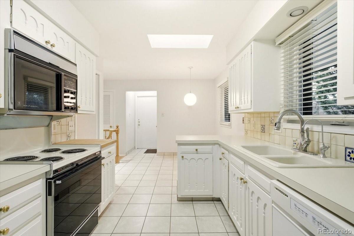 MLS Image #11 for 3487 s race street ,englewood, Colorado