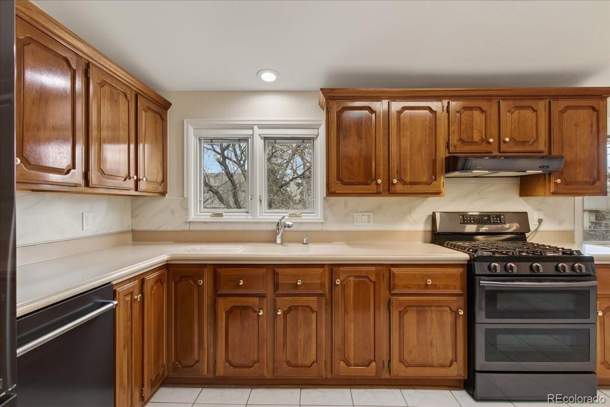 MLS Image #9 for 8017 e geddes avenue,centennial, Colorado