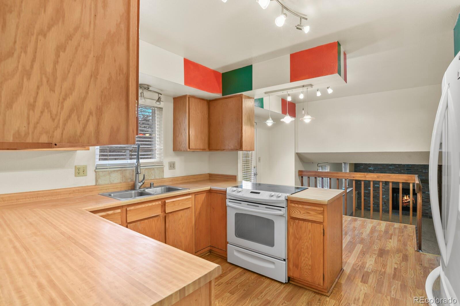 MLS Image #8 for 5523  wilkerson pass drive,colorado springs, Colorado