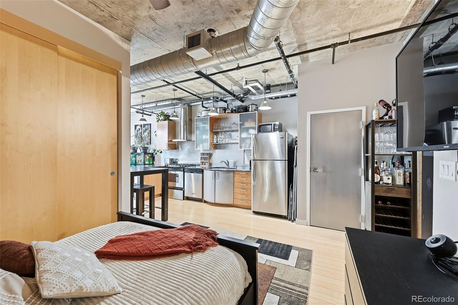 MLS Image #18 for 1401  wewatta street 701,denver, Colorado