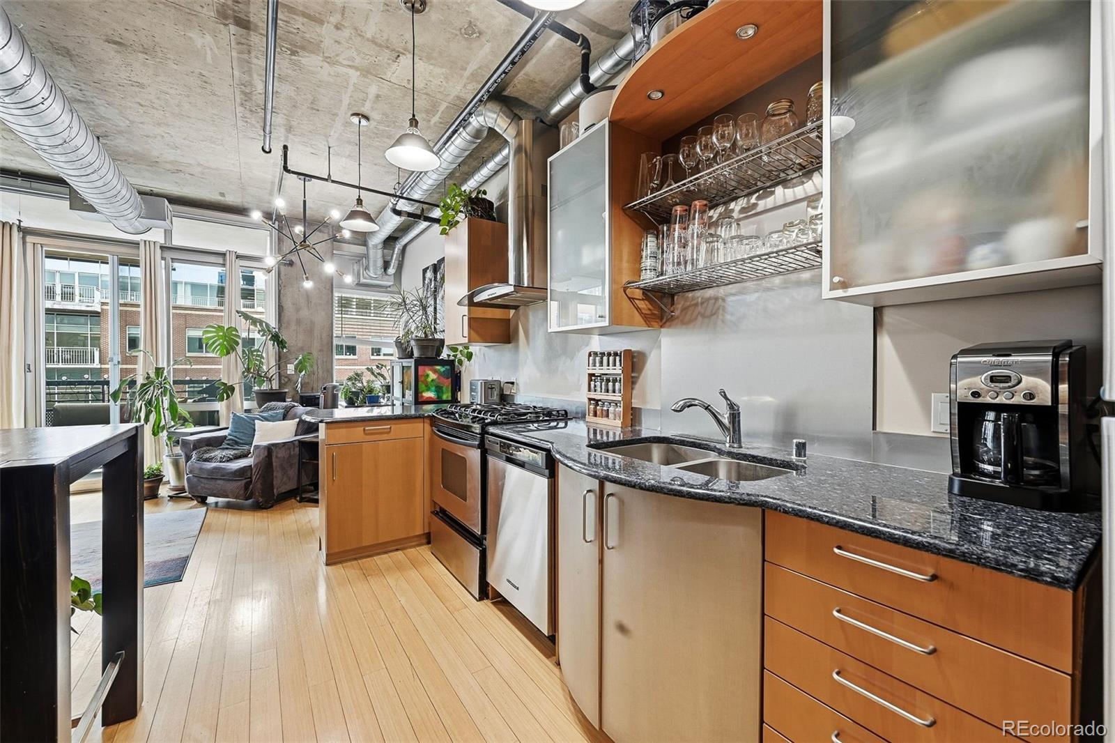 MLS Image #5 for 1401  wewatta street 701,denver, Colorado