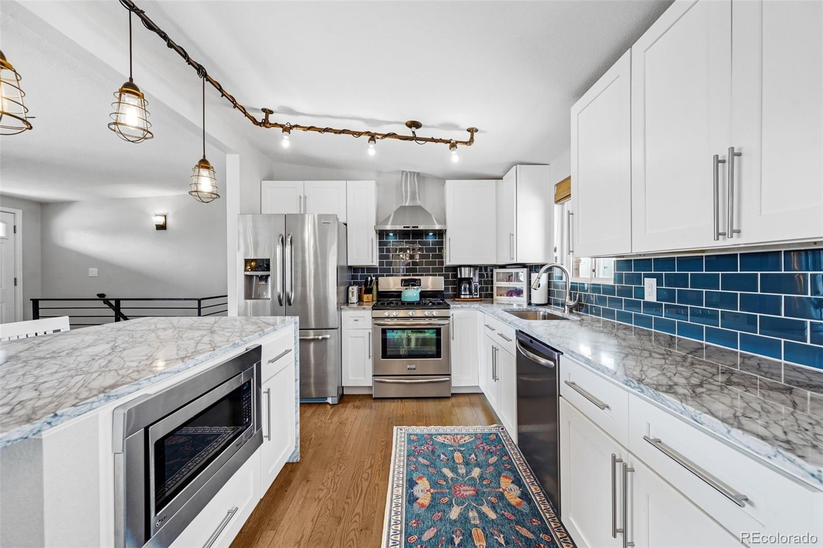 MLS Image #12 for 323 e briarwood drive,centennial, Colorado
