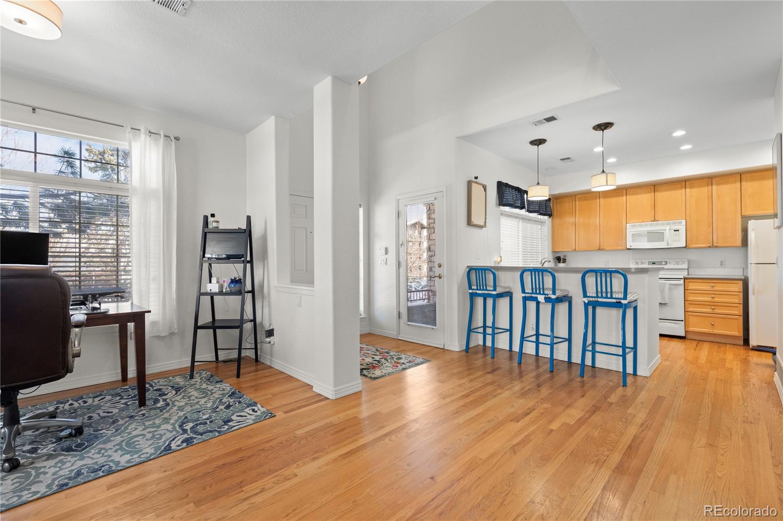 MLS Image #2 for 4600 e louisiana avenue,denver, Colorado
