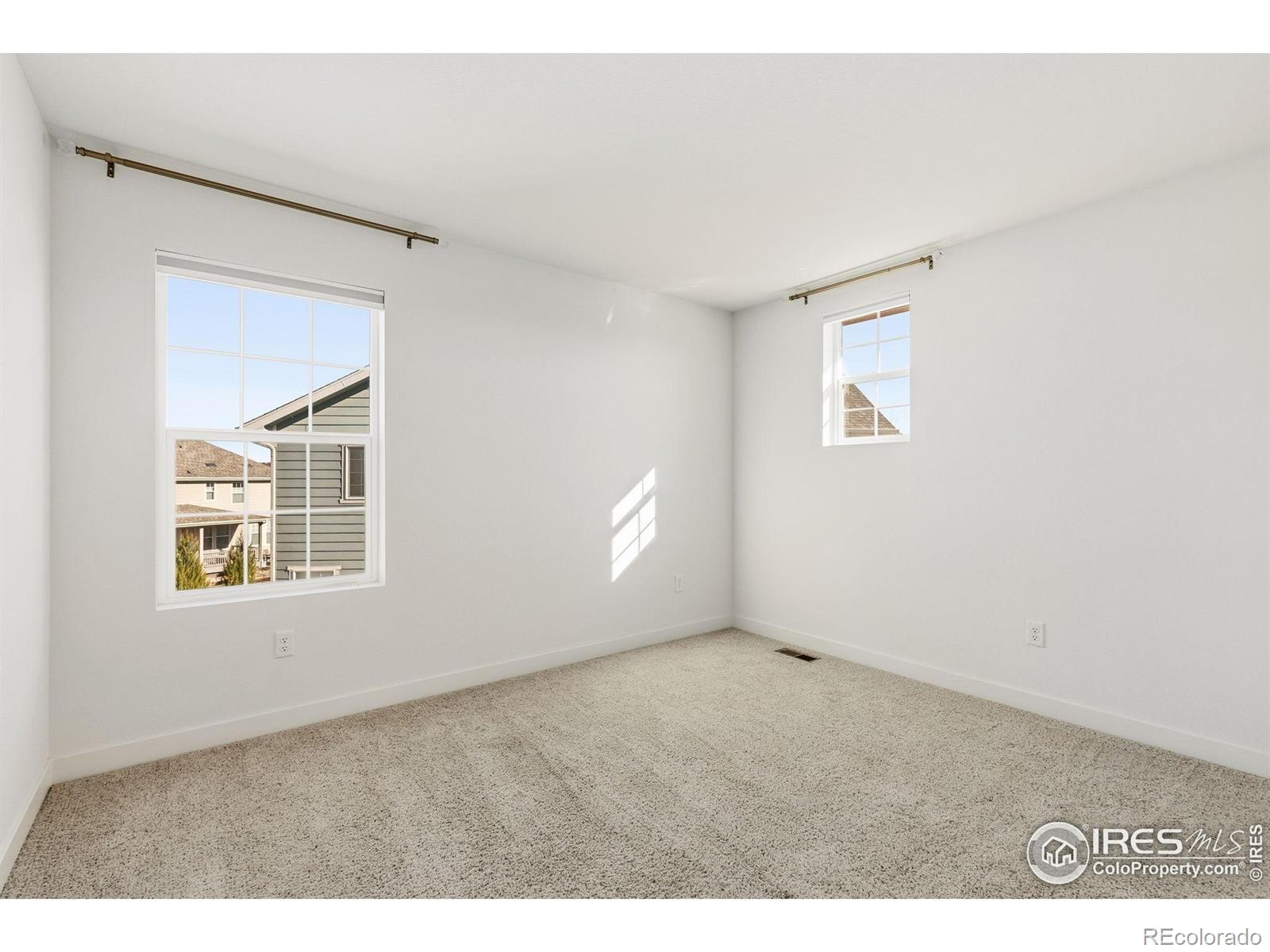 MLS Image #14 for 4532  heatherhill court,longmont, Colorado