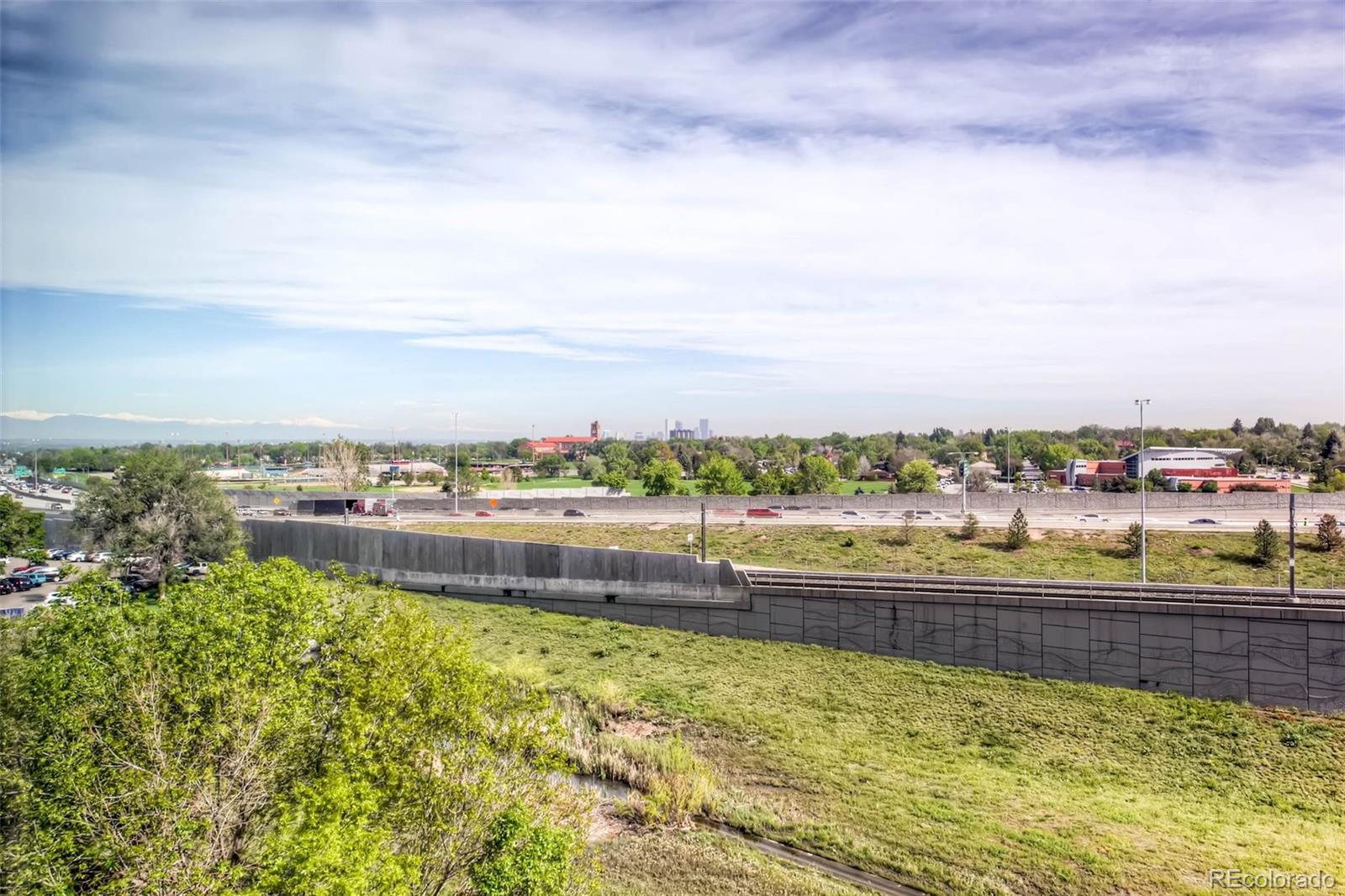 MLS Image #33 for 2225  buchtel boulevard,denver, Colorado
