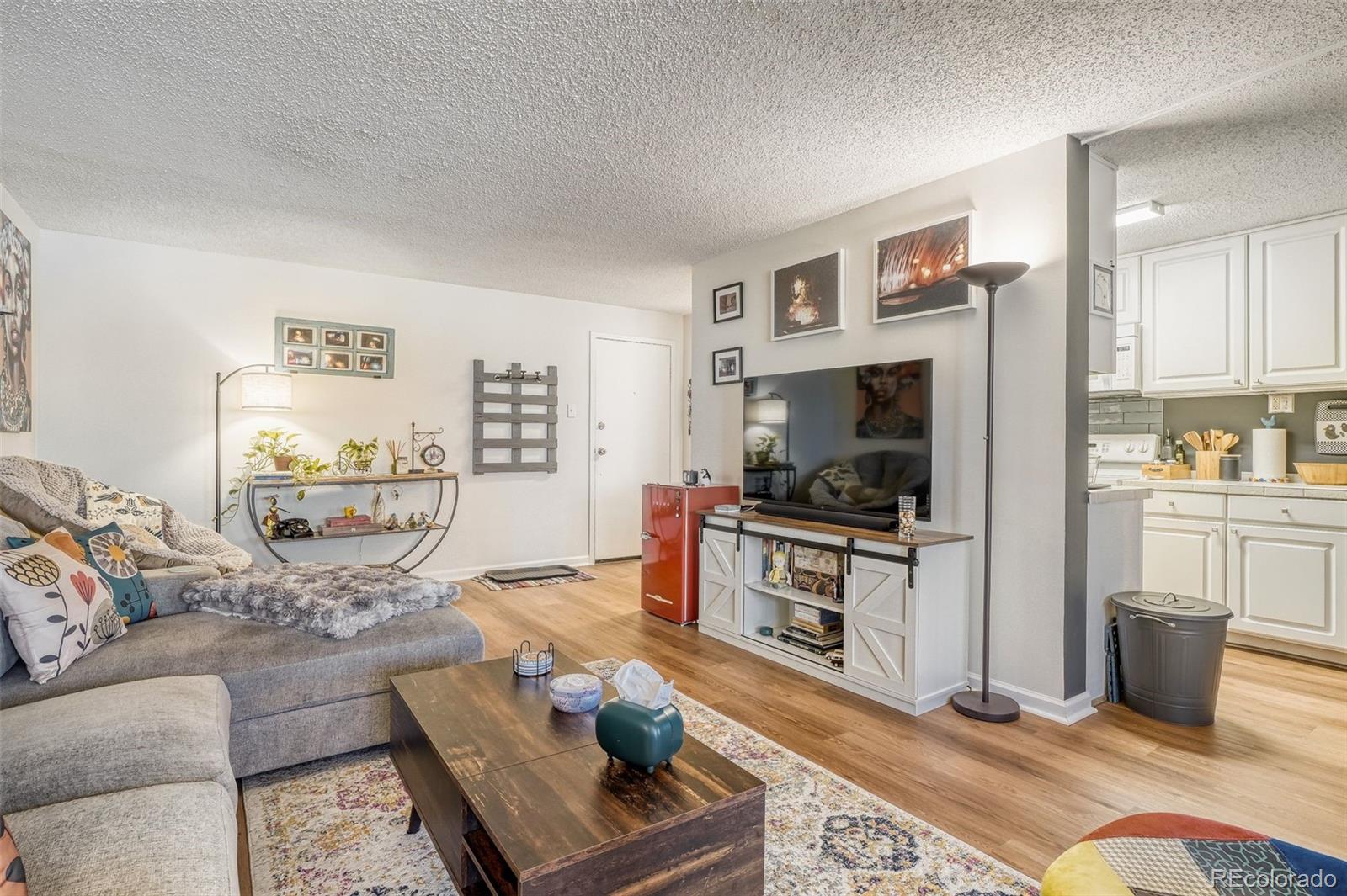 MLS Image #6 for 2225  buchtel boulevard,denver, Colorado