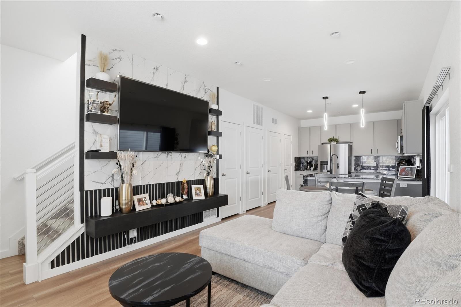 MLS Image #7 for 5025 n yampa street,denver, Colorado