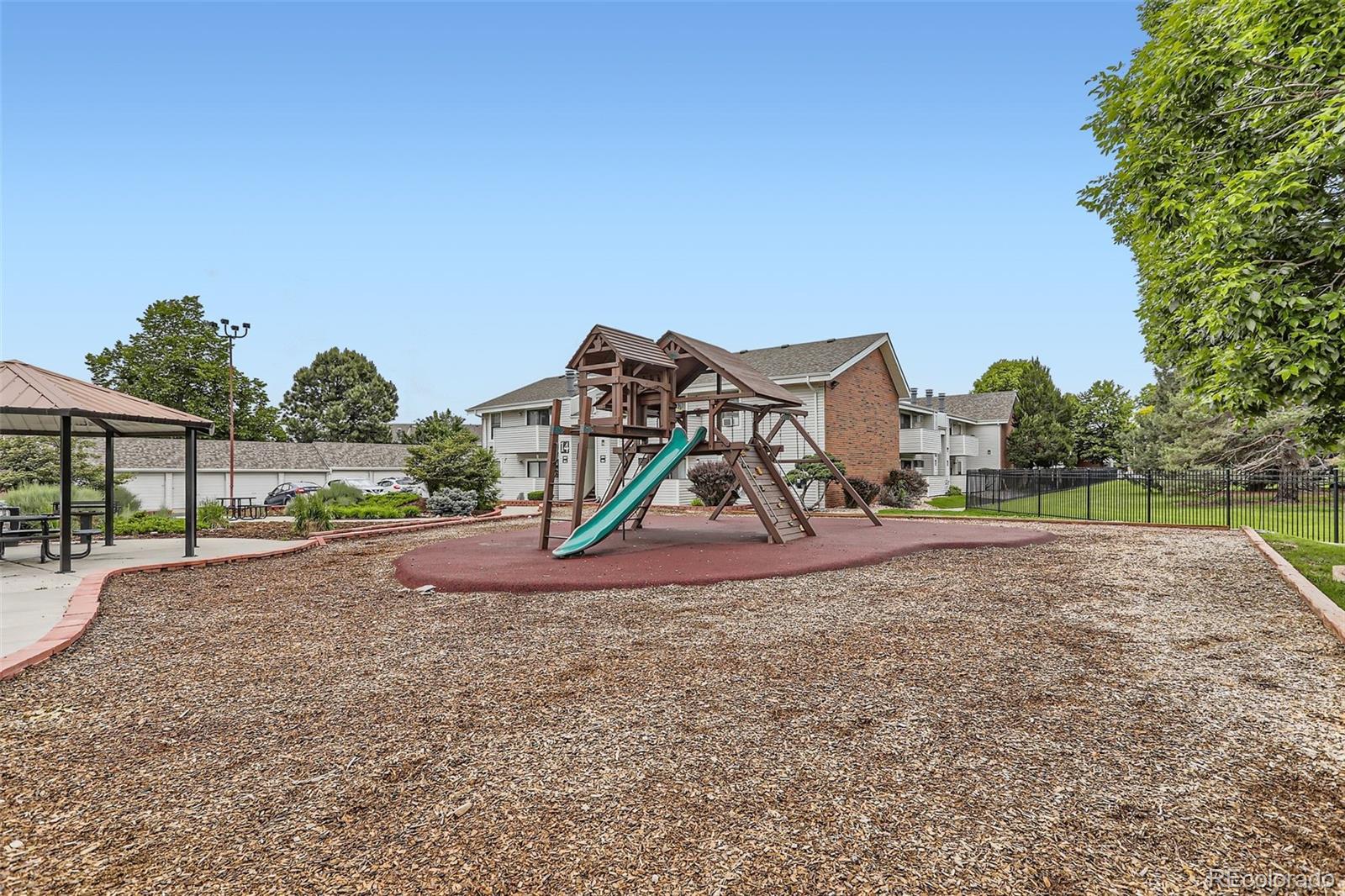 MLS Image #15 for 10150 e virginia avenue 4-301,denver, Colorado