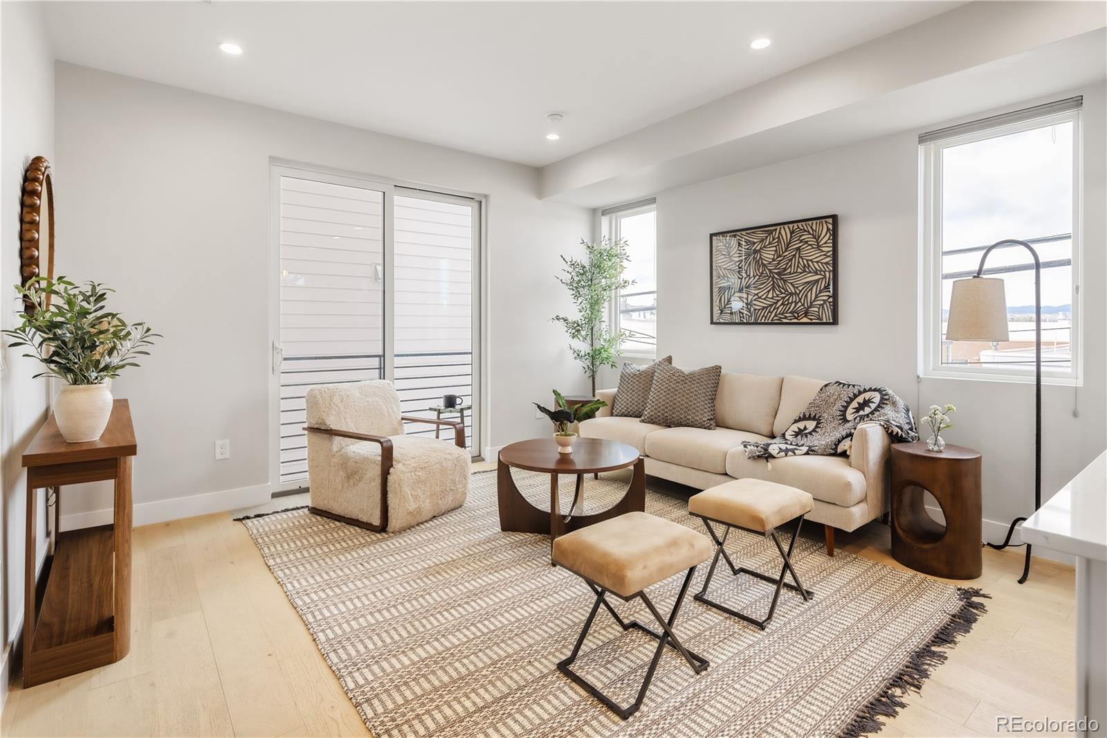 MLS Image #2 for 1467 n locust street,denver, Colorado
