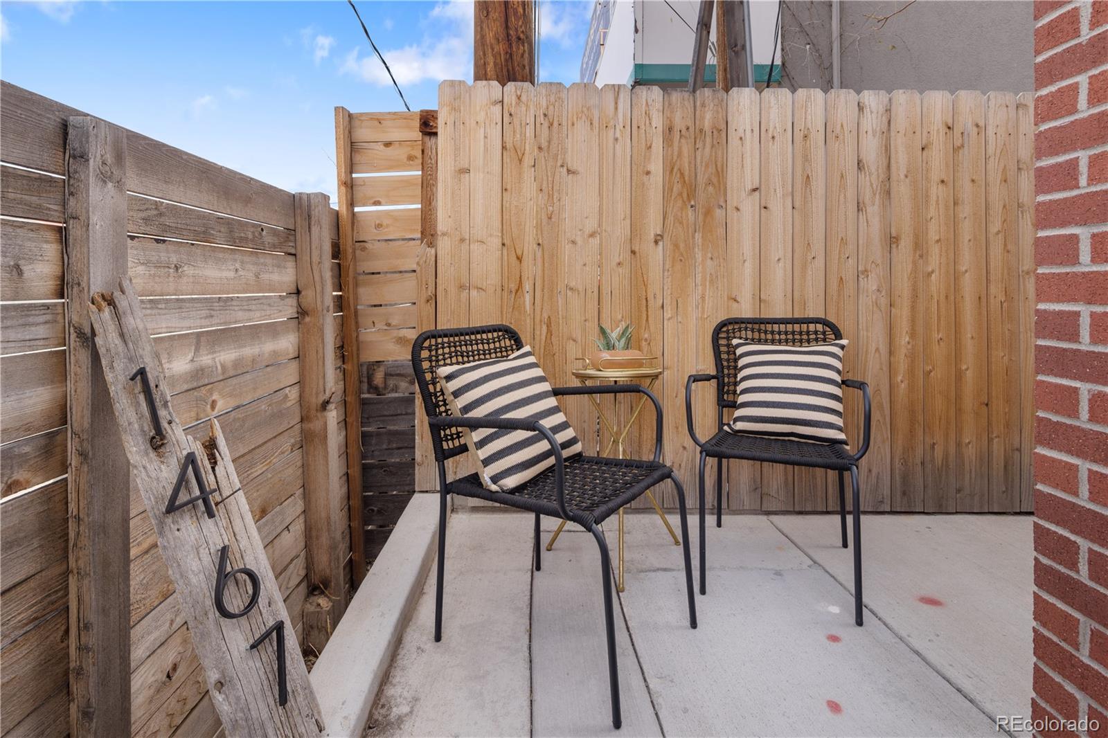 MLS Image #20 for 1467 n locust street,denver, Colorado