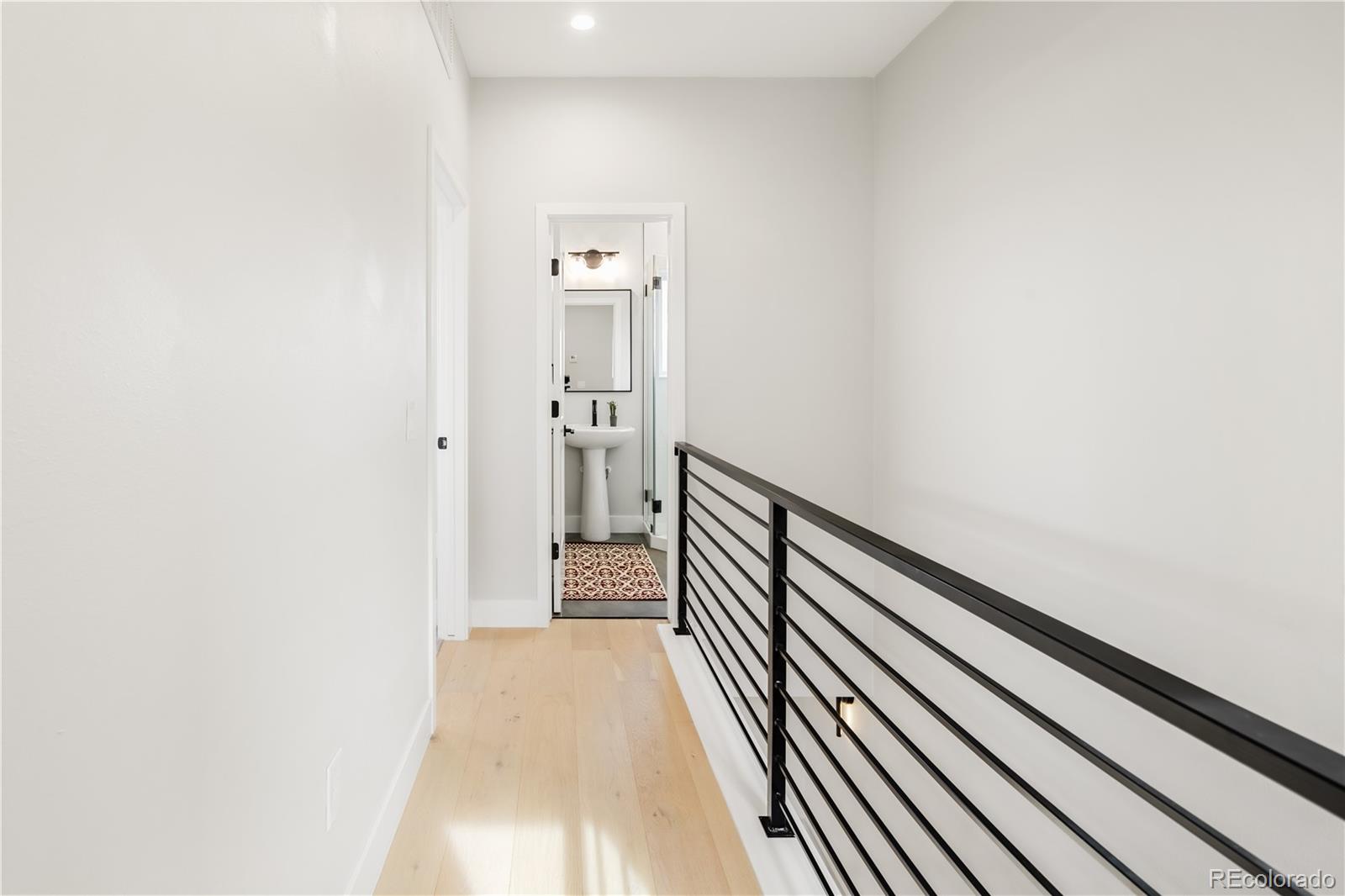 MLS Image #7 for 1467 n locust street,denver, Colorado
