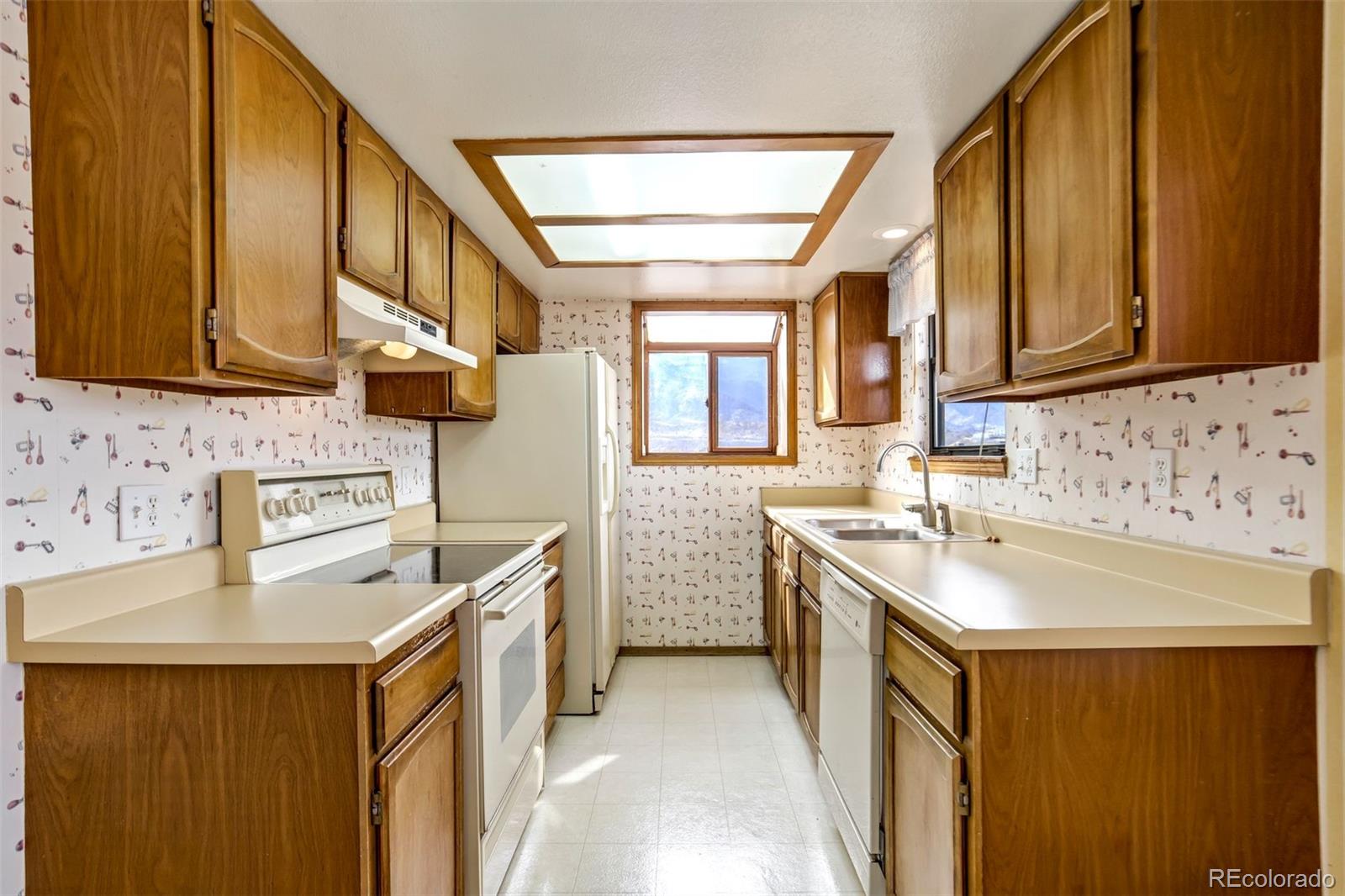 MLS Image #13 for 2385  stepping stones way,colorado springs, Colorado