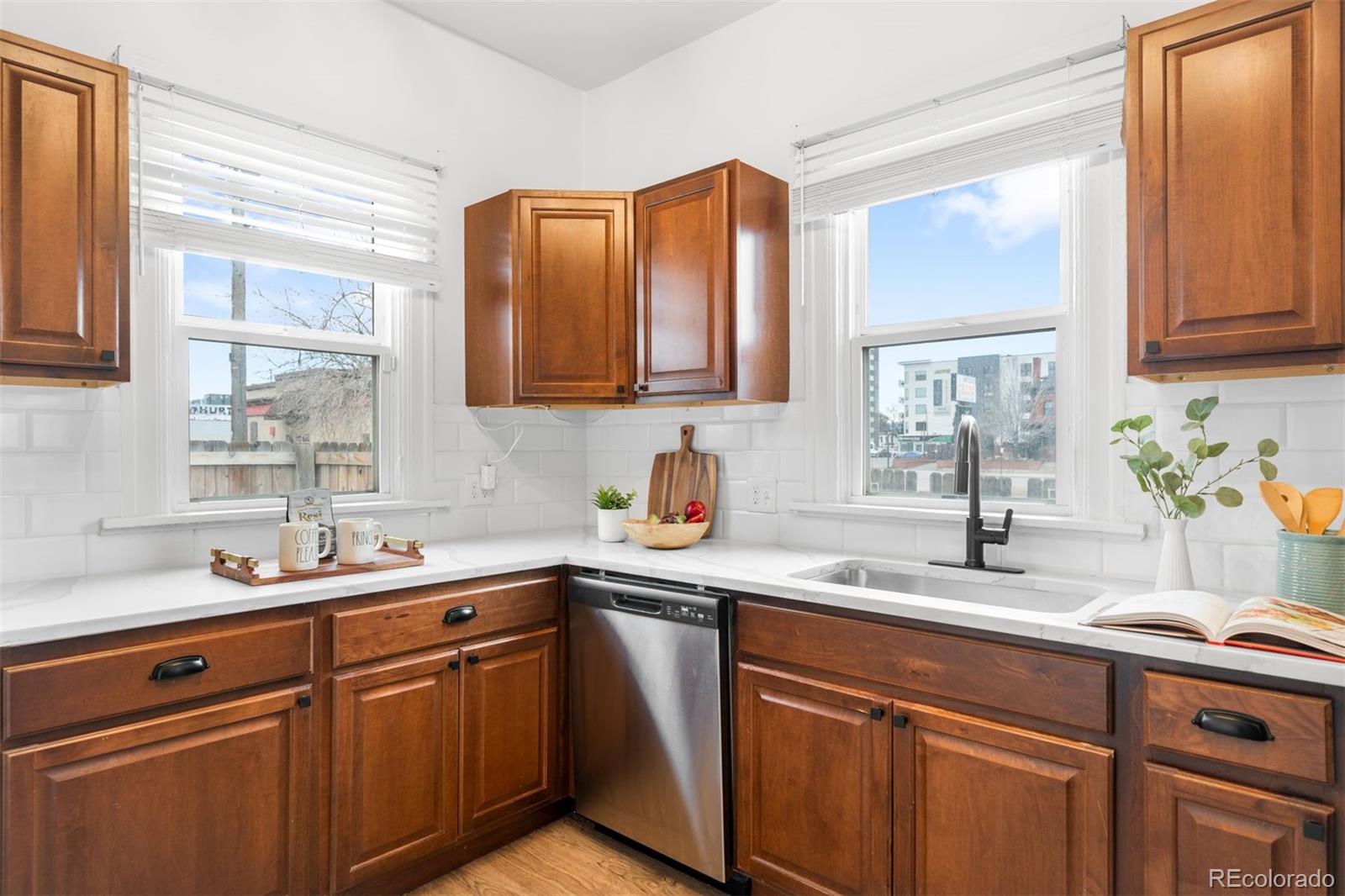 MLS Image #13 for 20 e 4th avenue,denver, Colorado