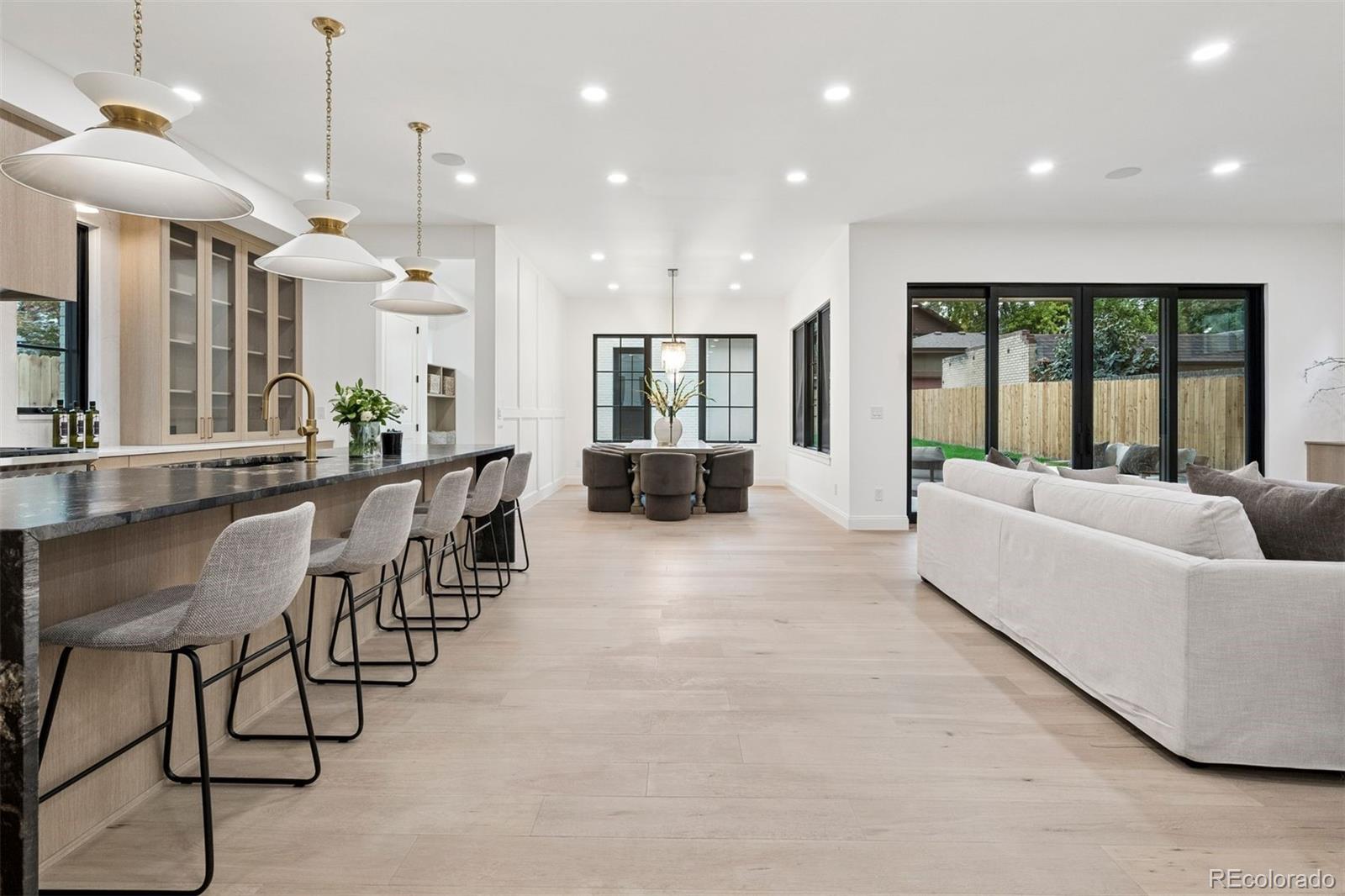MLS Image #8 for 1208 s vine street,denver, Colorado