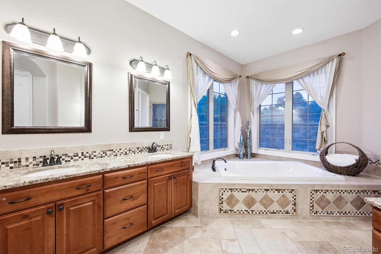 MLS Image #18 for 7372  talon trail,parker, Colorado