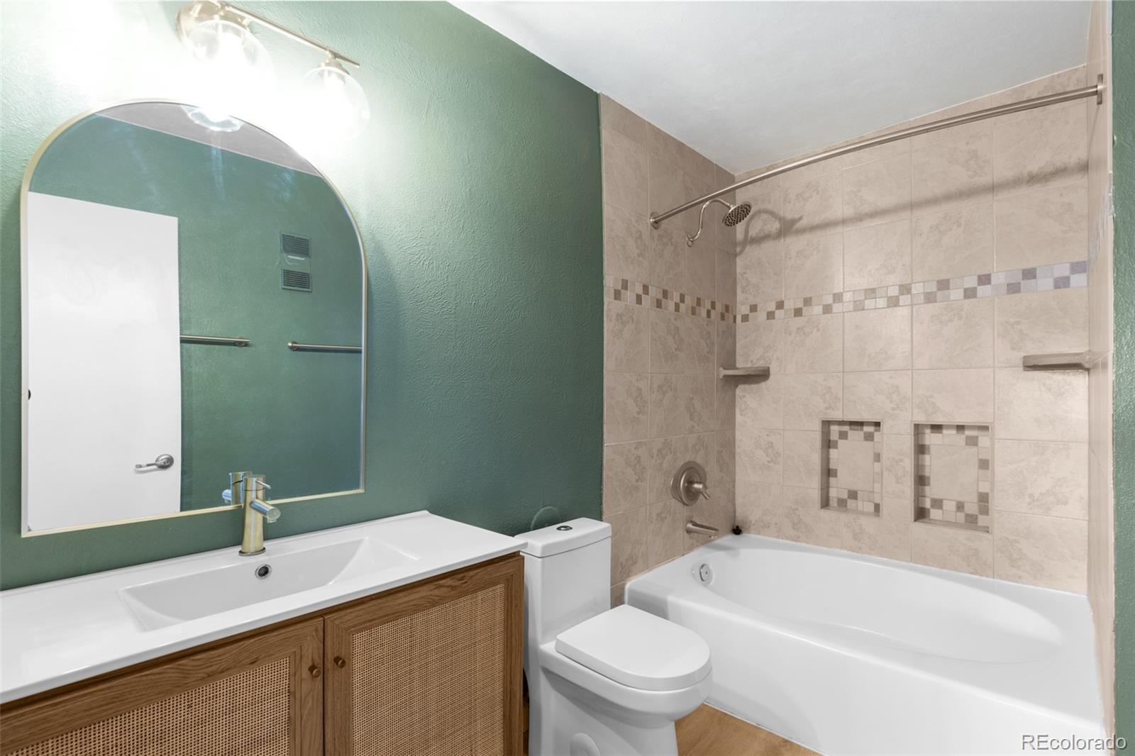 MLS Image #19 for 410  zang street,lakewood, Colorado