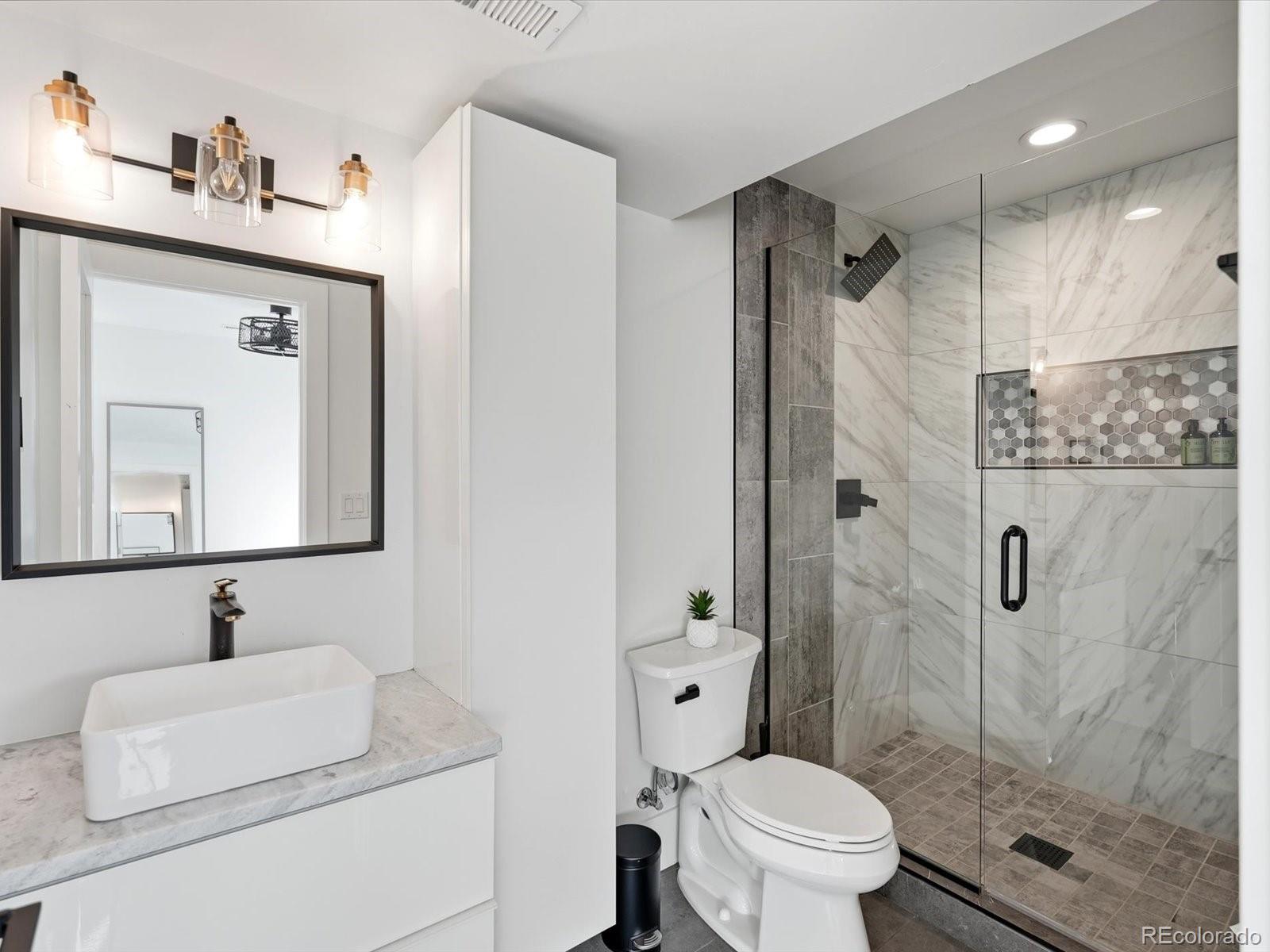 MLS Image #18 for 2636 s acoma street,denver, Colorado