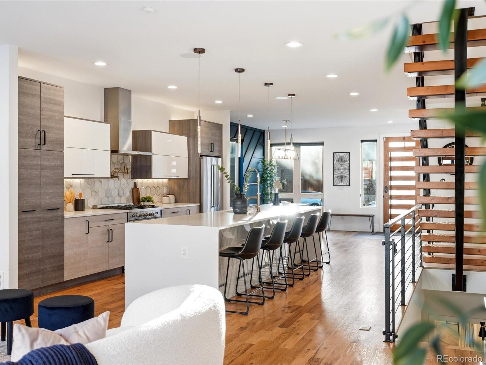 MLS Image #5 for 2636 s acoma street,denver, Colorado