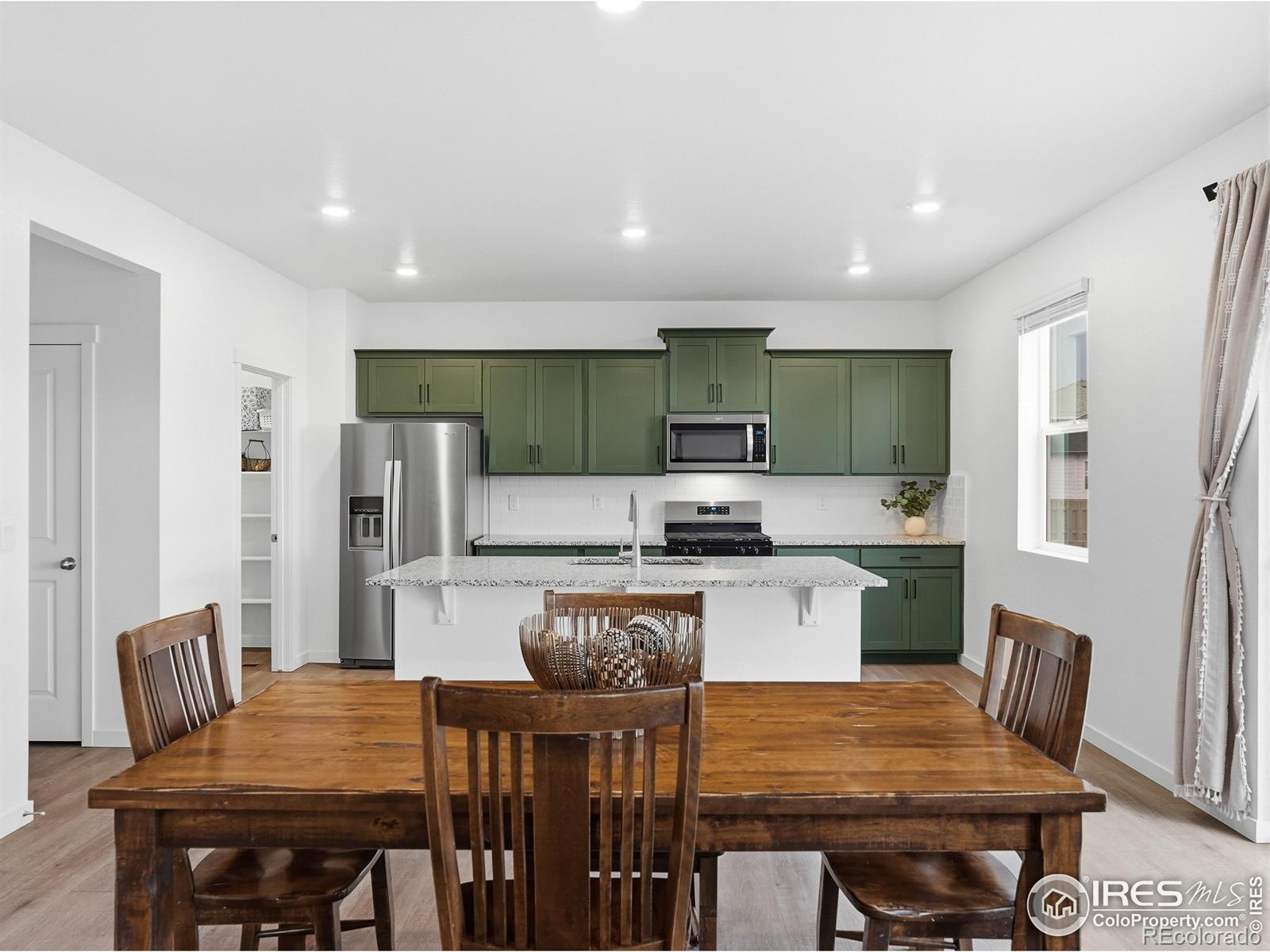 MLS Image #10 for 821  elias tarn drive,severance, Colorado