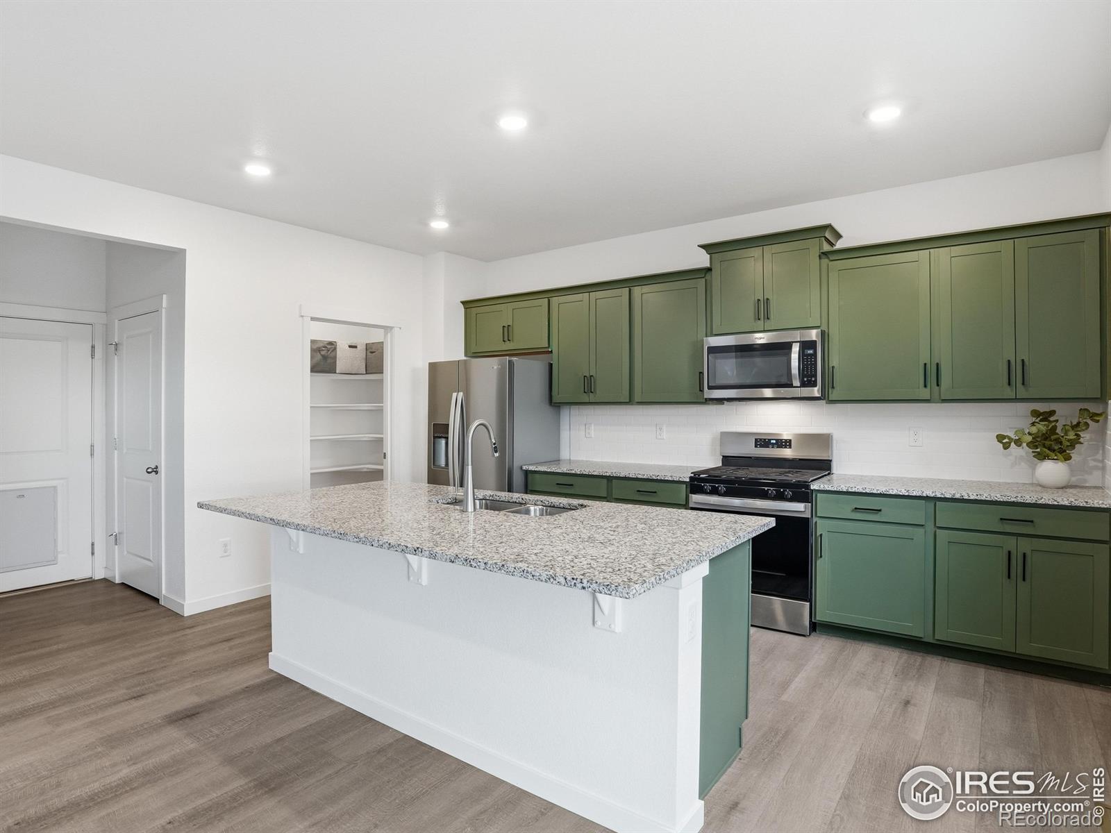 MLS Image #12 for 821  elias tarn drive,severance, Colorado